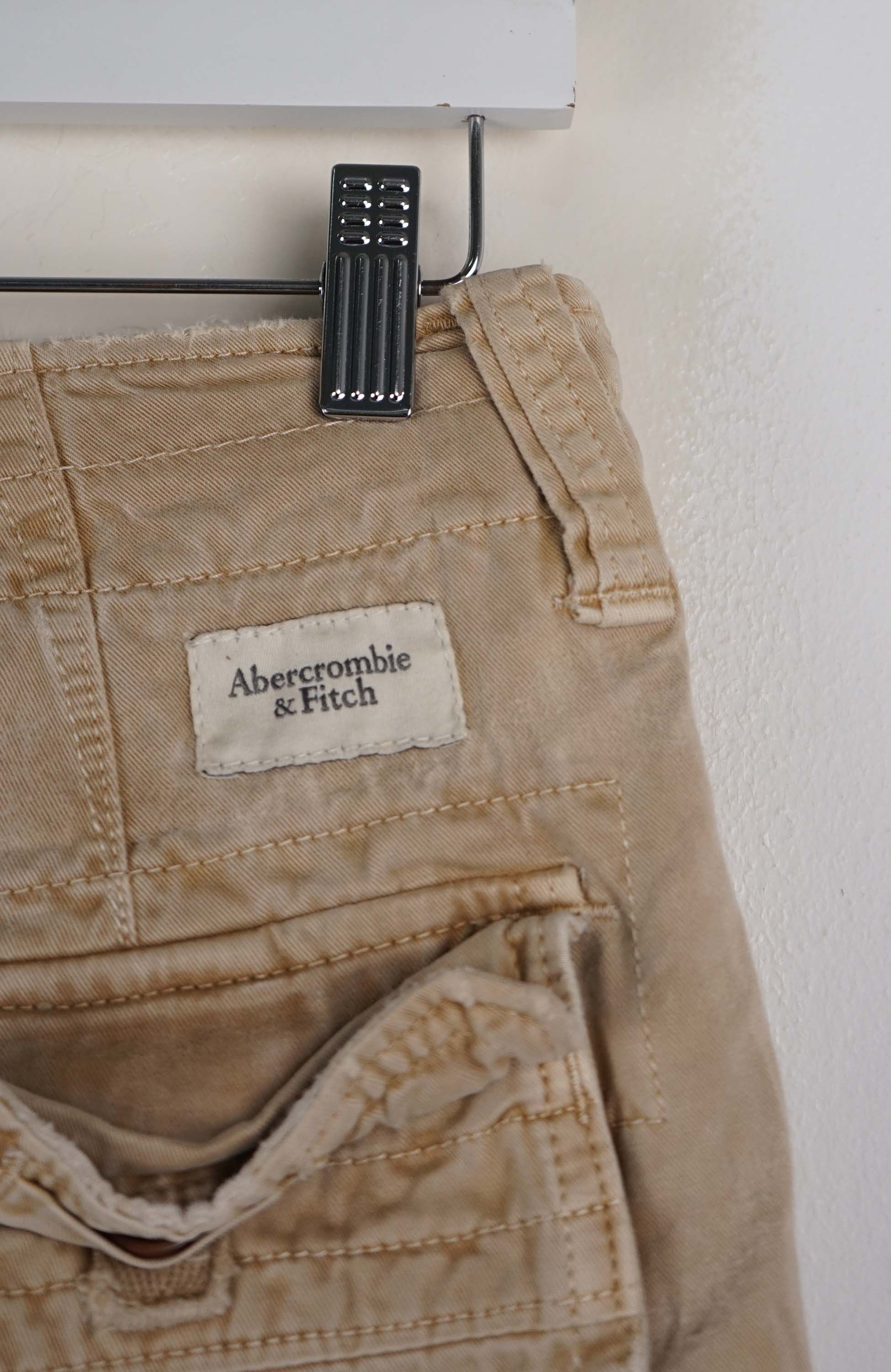 VINTAGE ABERCROMBIE & FITCH CARGO SHORTS W32 - Image 2