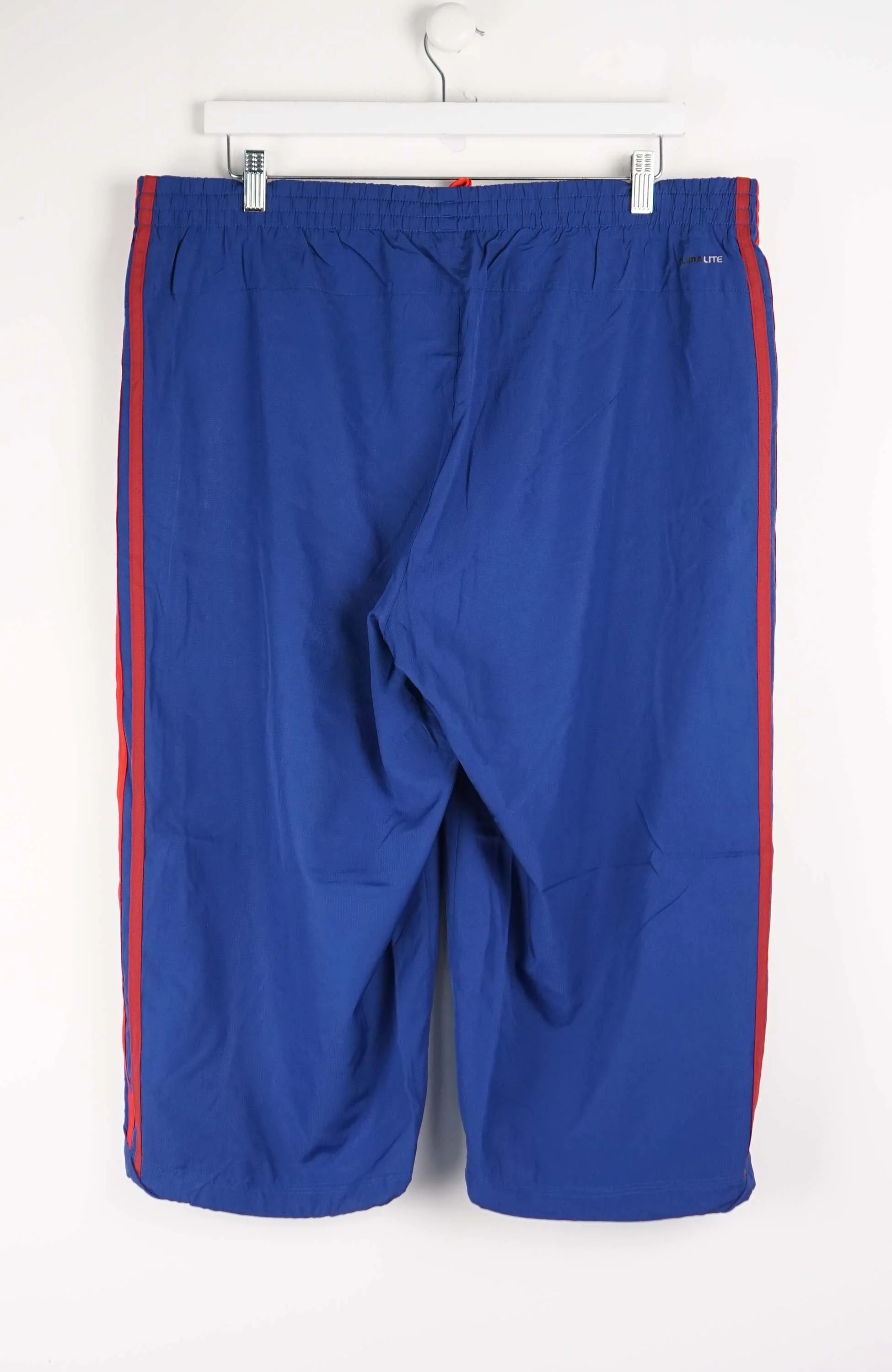 VINTAGE ADIDAS 3/4 TRACK PANT SHORTS (XL) - Image 3