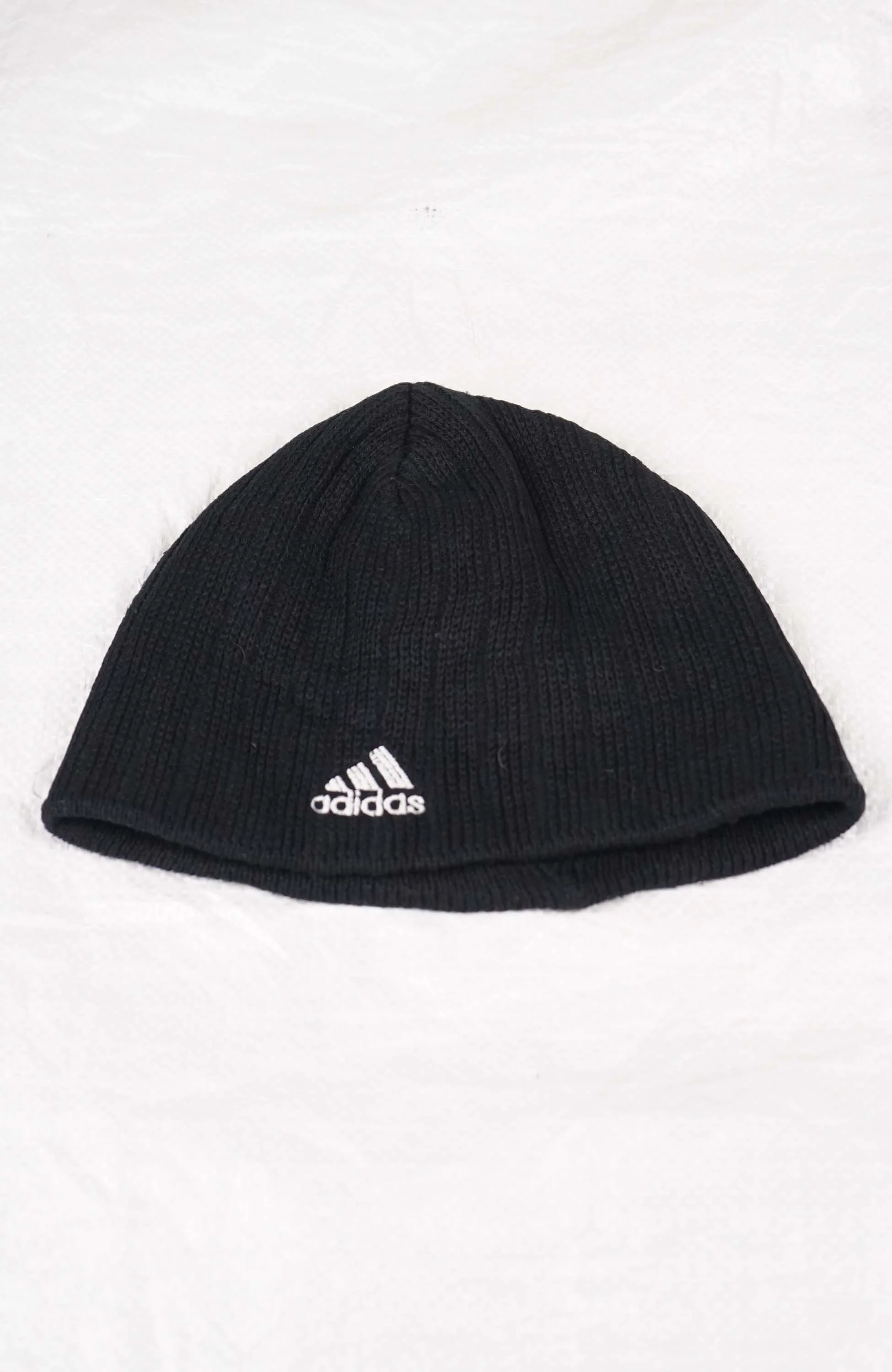 VINTAGE ADIDAS BEANIE