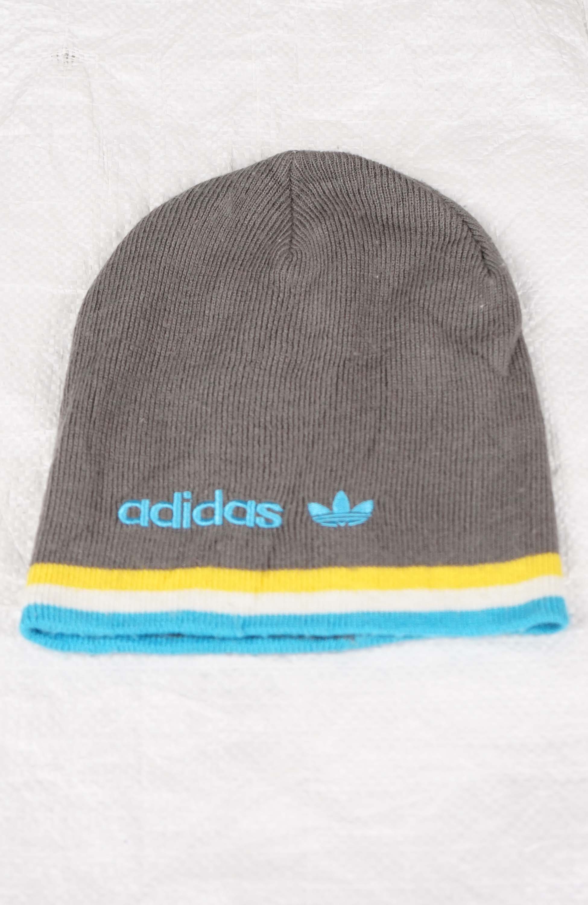 VINTAGE ADIDAS SKULL BEANIE
