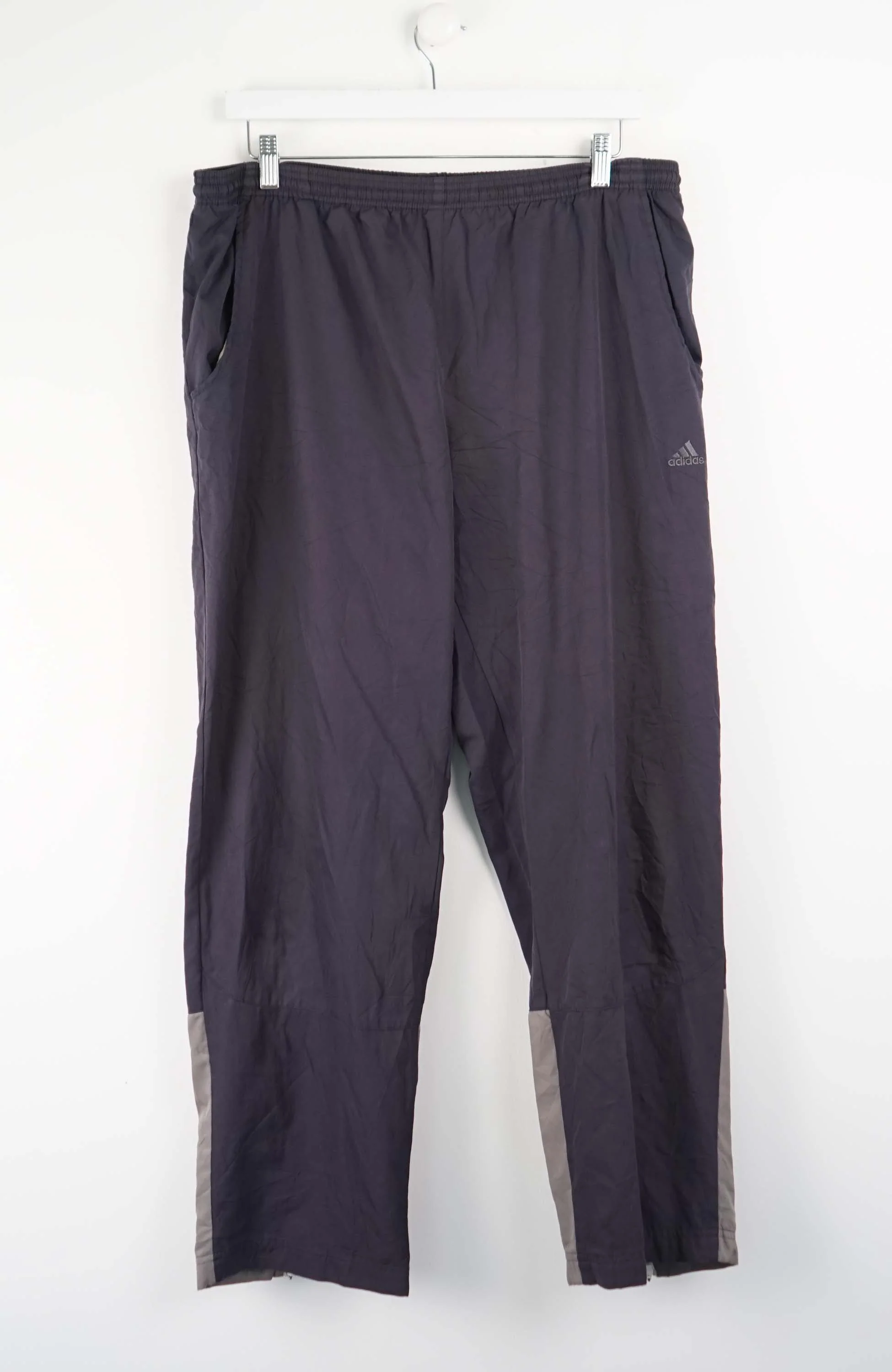 VINTAGE ADIDAS TRACK PANTS (XL)