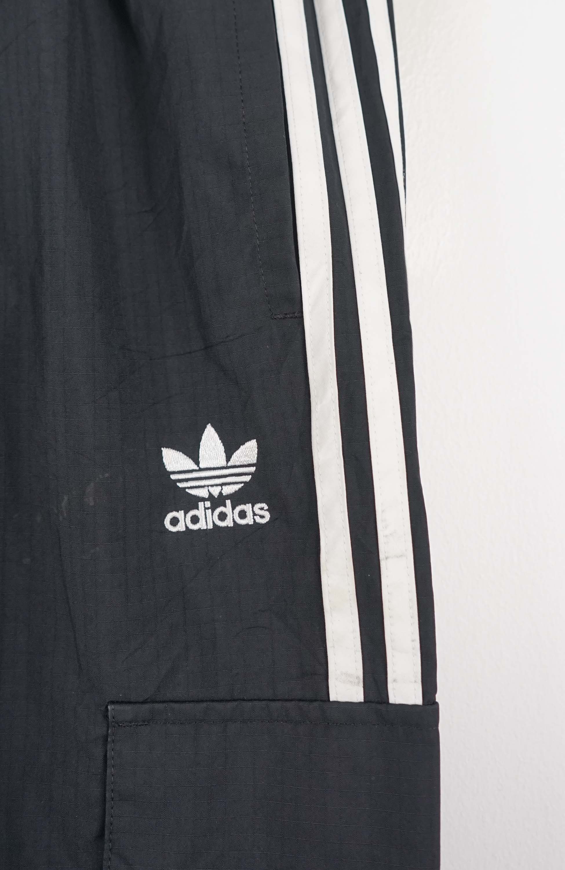 VINTAGE ADIDAS TRACK PANTS (XS) - Image 2