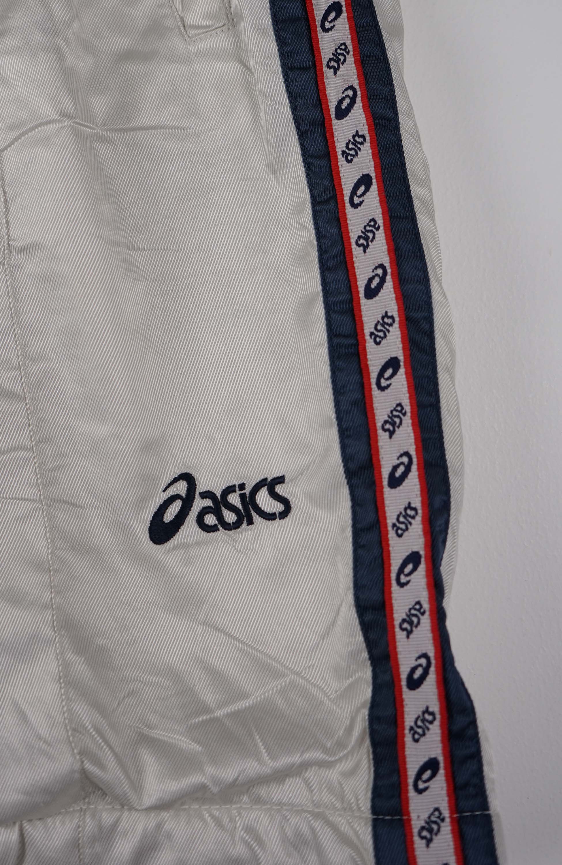 VINTAGE ASICS TRACK PANT SHORTS (S) - Image 2