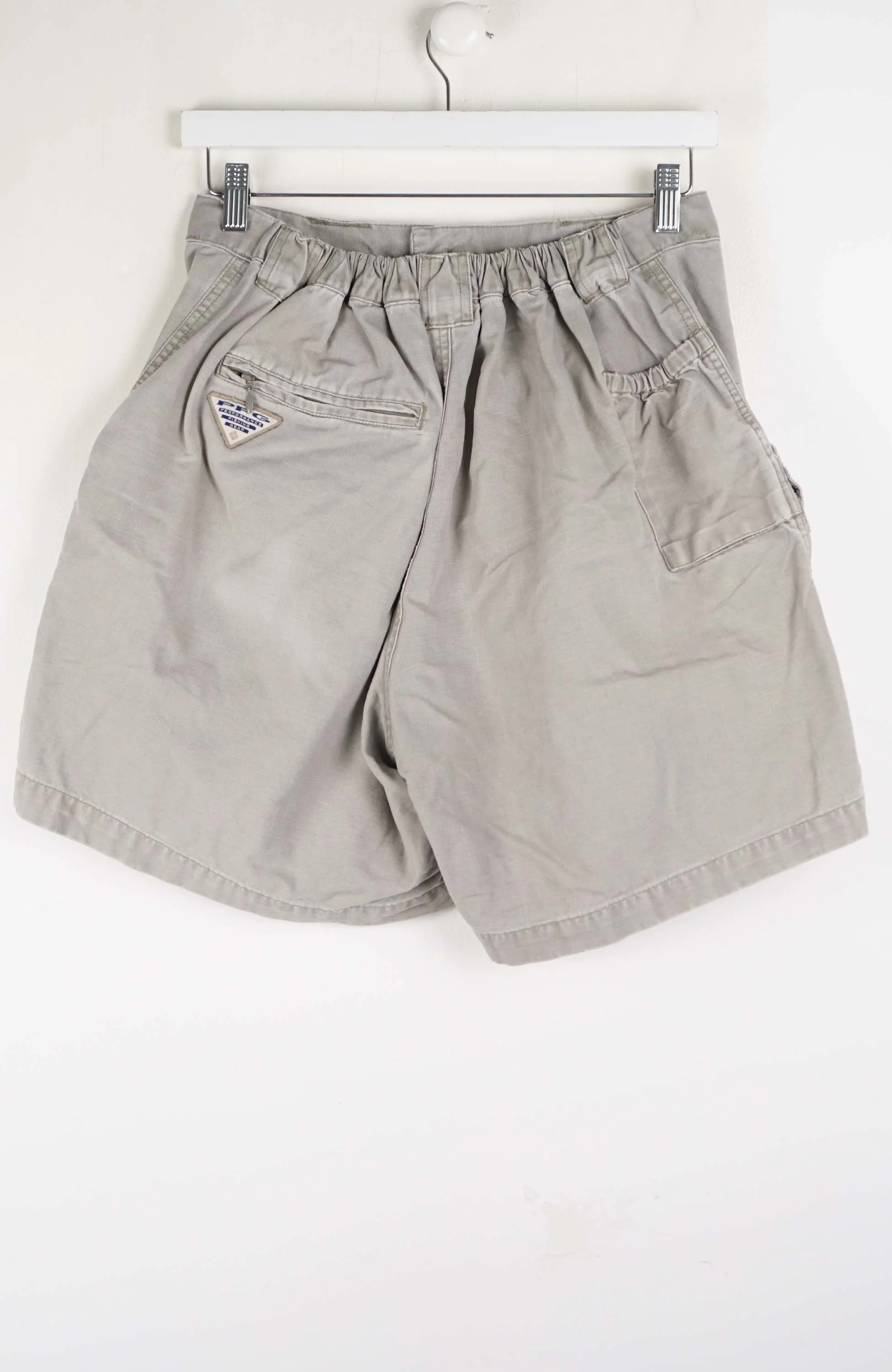 VINTAGE COLUMBIA CARGO SHORTS W29 - Image 3