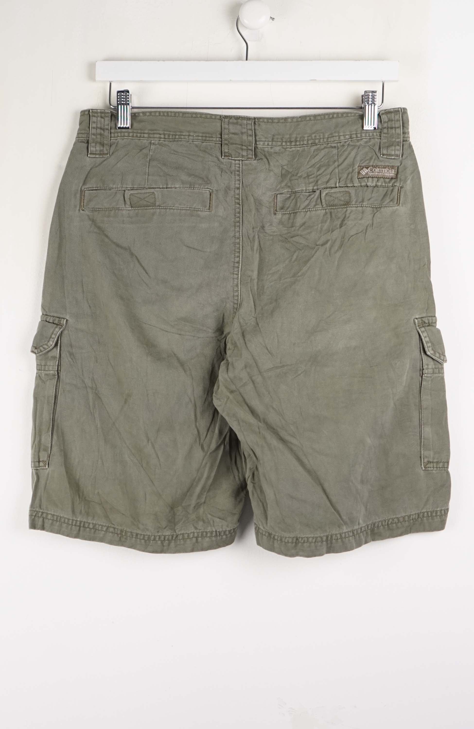 VINTAGE COLUMBIA CARGO SHORTS W35 - Image 3