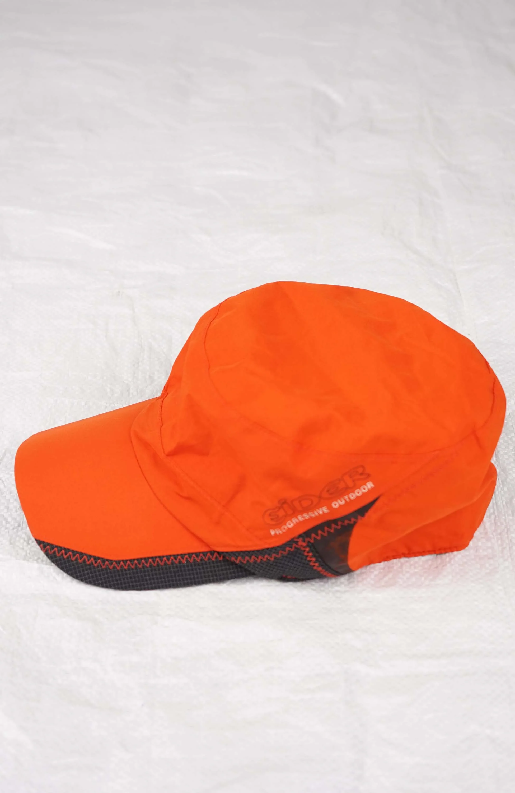 VINTAGE EIDER PROGRESSIVE OUTDOOR GORTEX HAT - Image 2