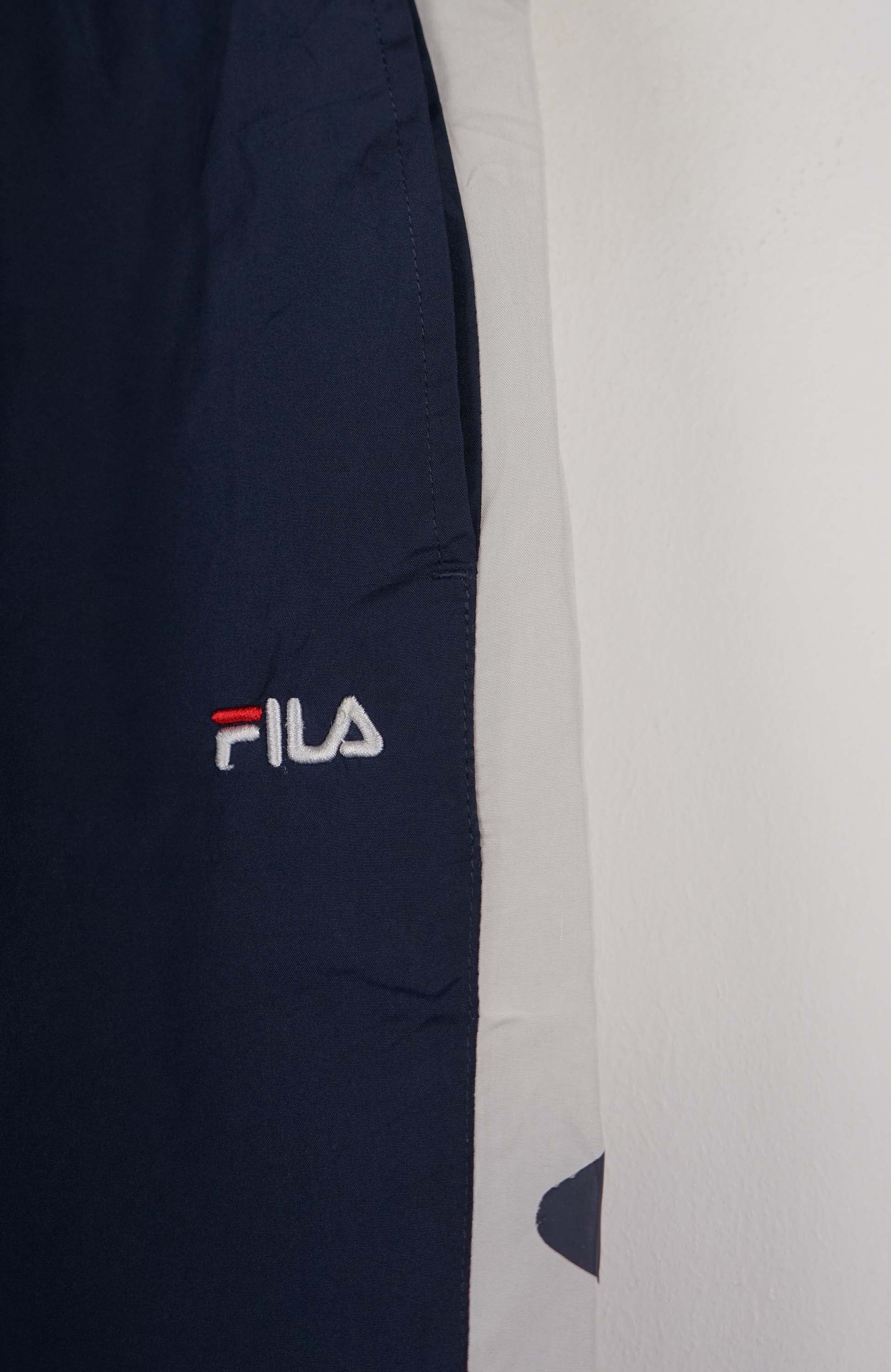 VINTAGE FILA TRACK PANT SHORTS (XS) - Image 2