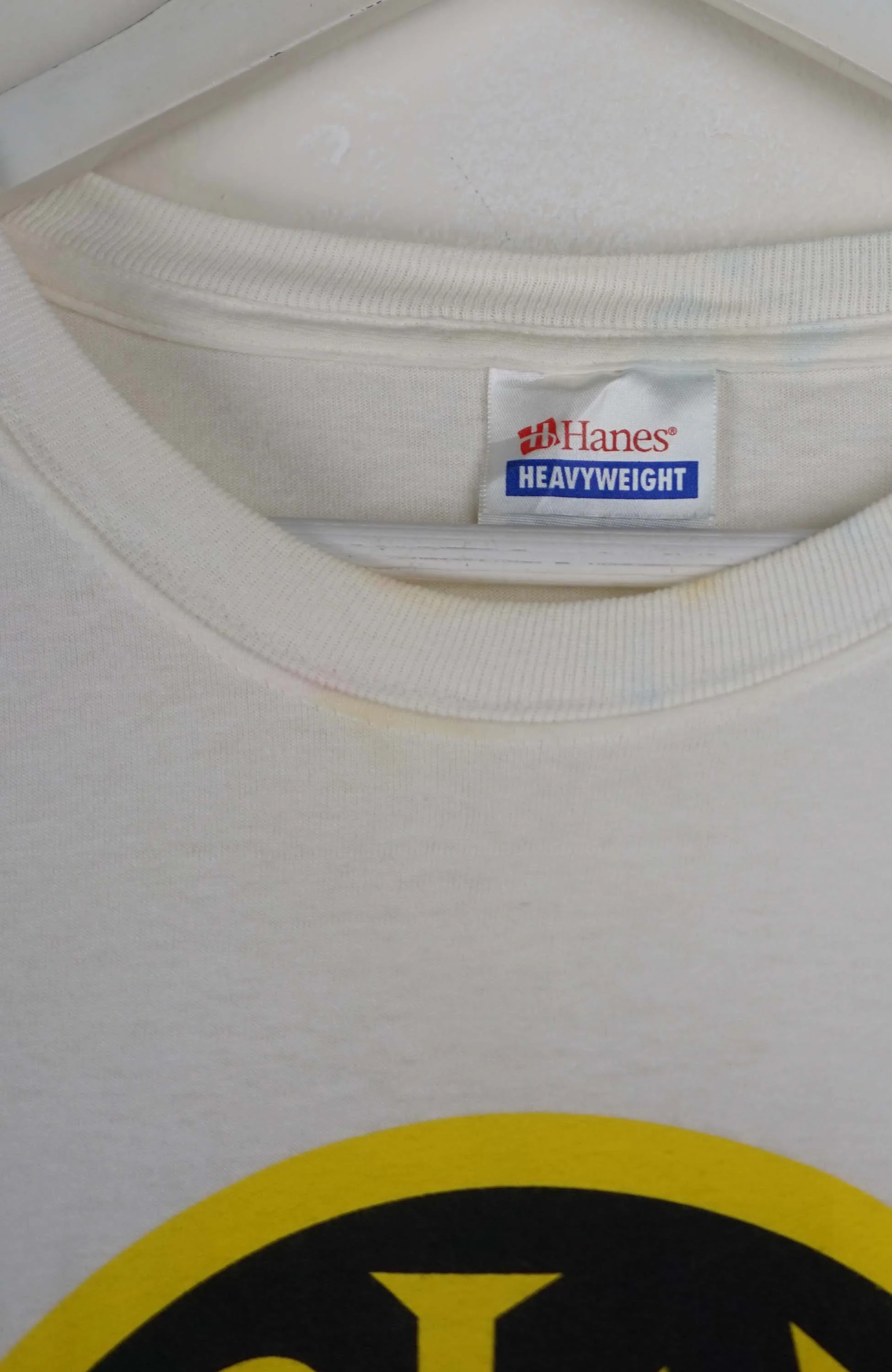 VINTAGE GOLD'S GYM T-SHIRT (L) - Image 2