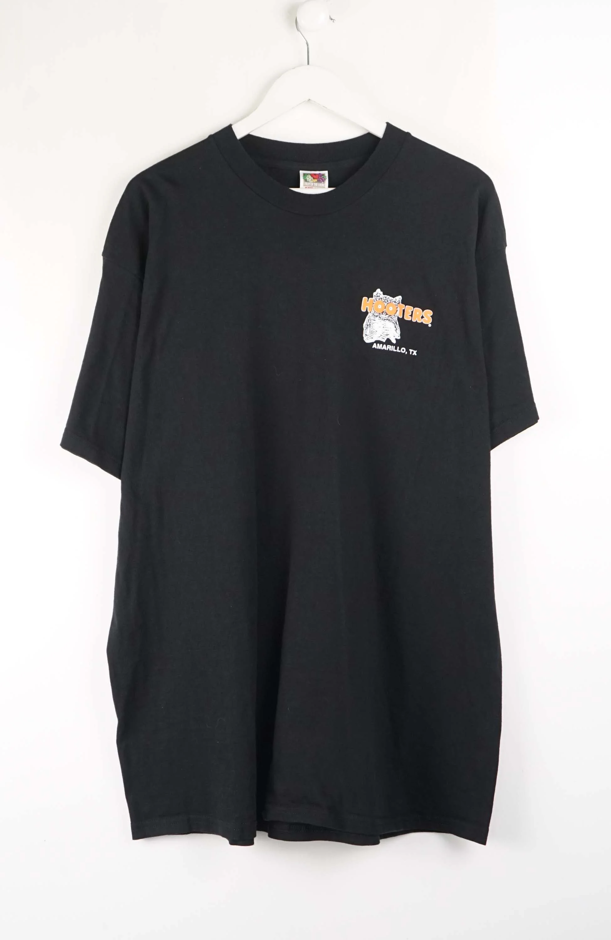 VINTAGE HOOTERS AMARILLO, TEXAS T-SHIRT (XXL)