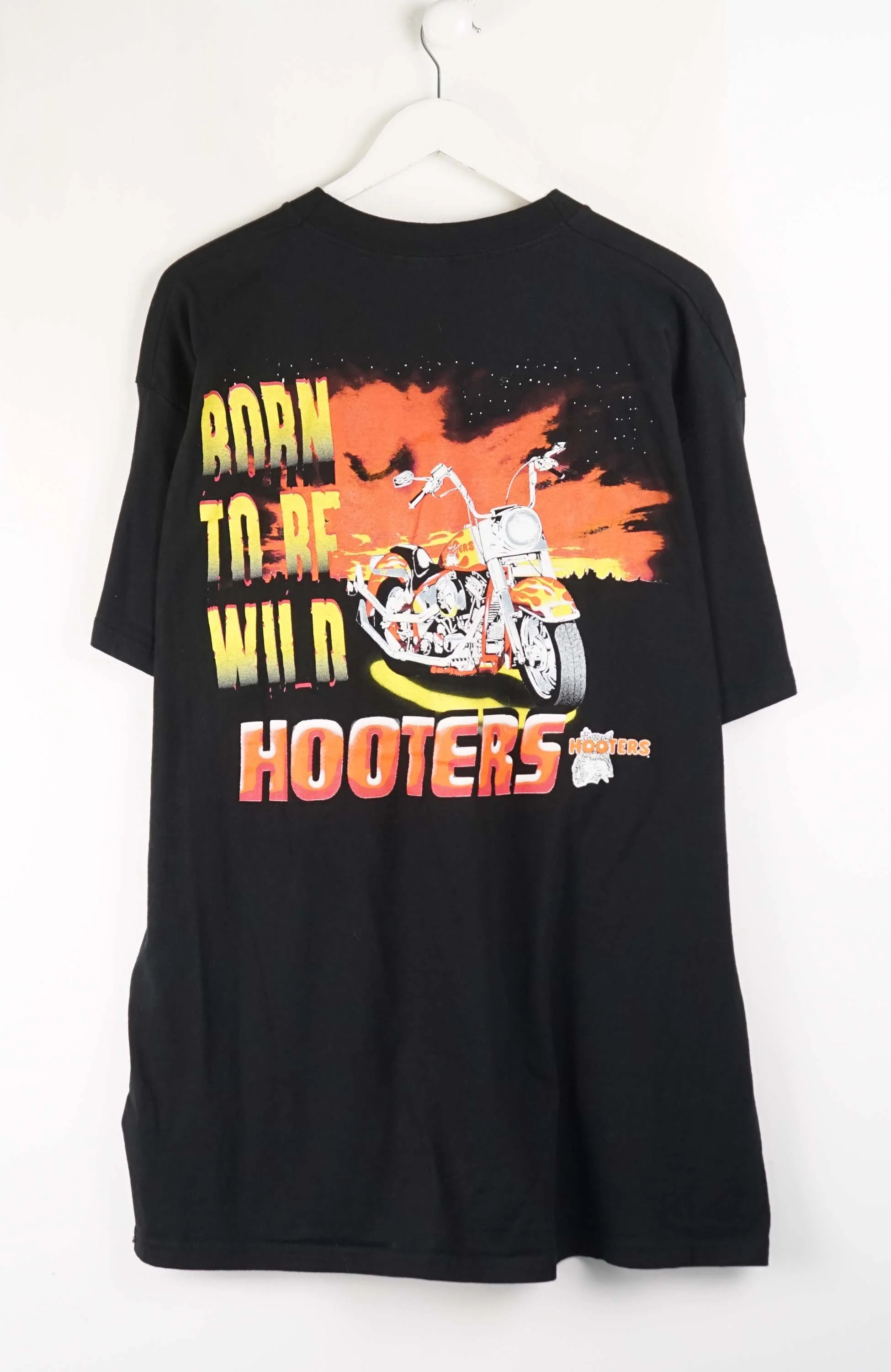 VINTAGE HOOTERS AMARILLO, TEXAS T-SHIRT (XXL) - Image 2