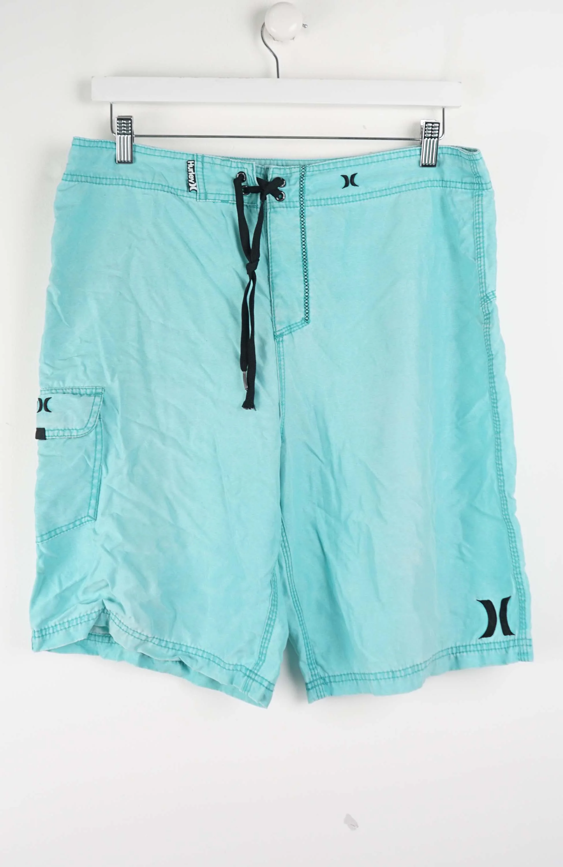 VINTAGE HURLEY BOARD SHORTS W34