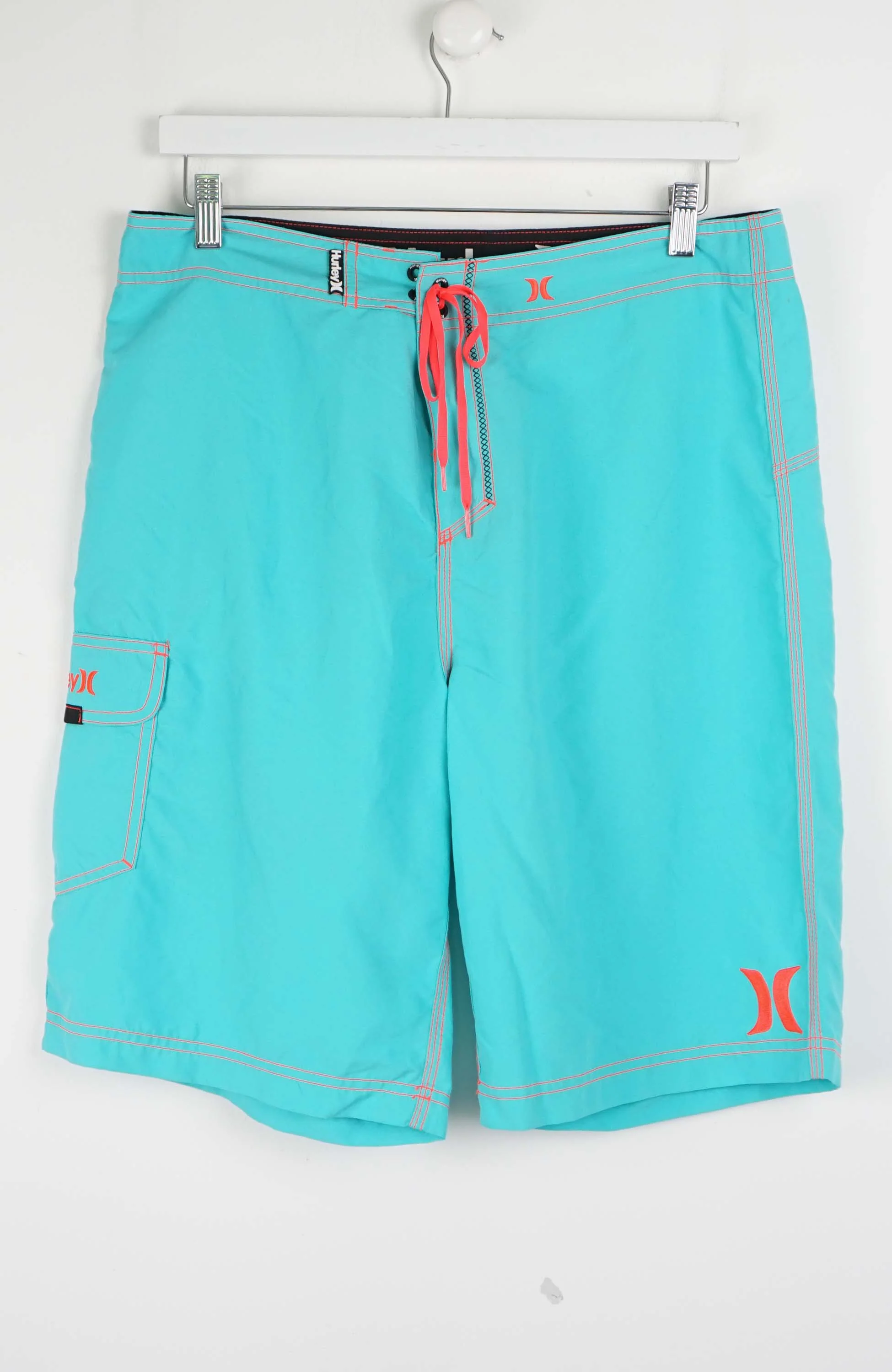 VINTAGE HURLEY SHORTS W34