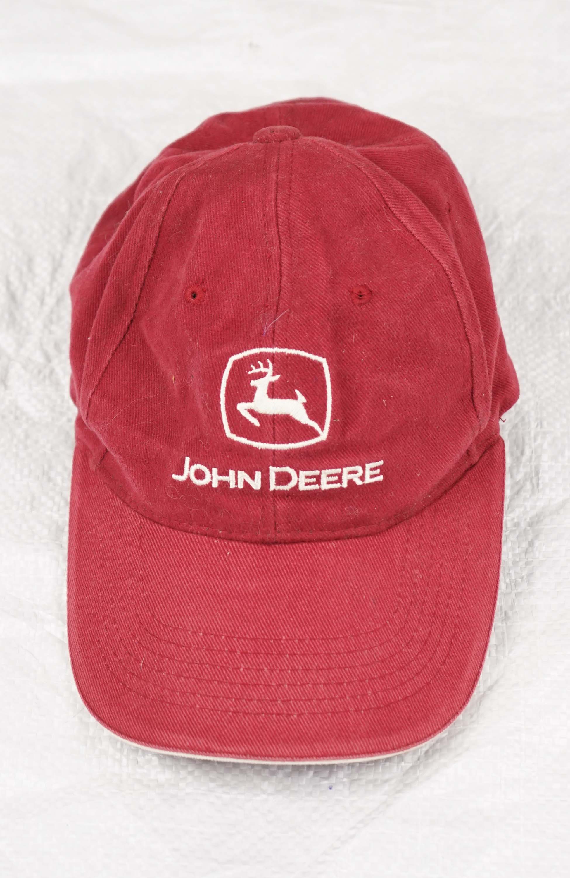VINTAGE JOHN DEERE HAT