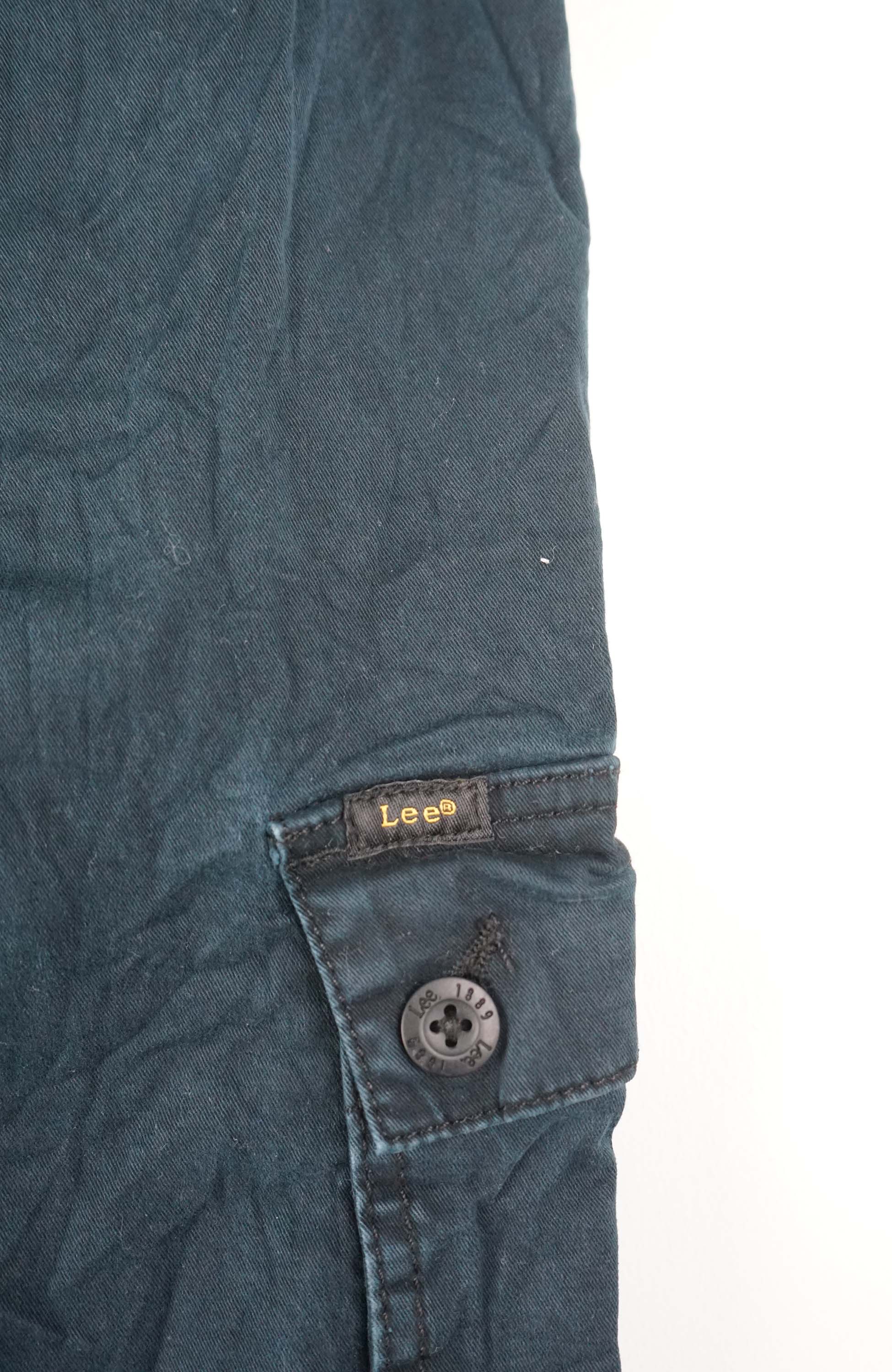 VINTAGE LEE CARGO SHORTS W34 - Image 2