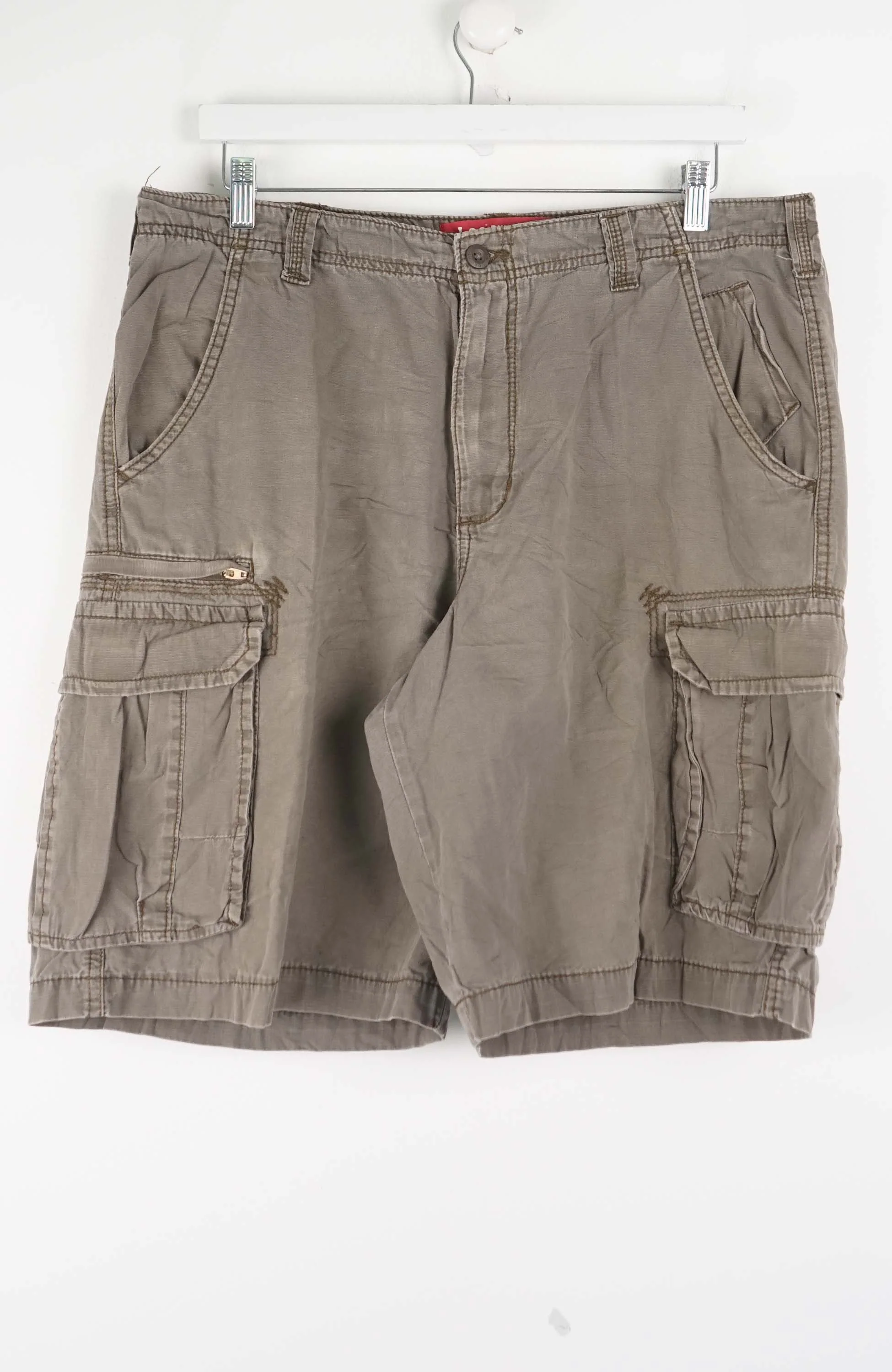 VINTAGE LEE DUNGAREES CARGO SHORTS W36