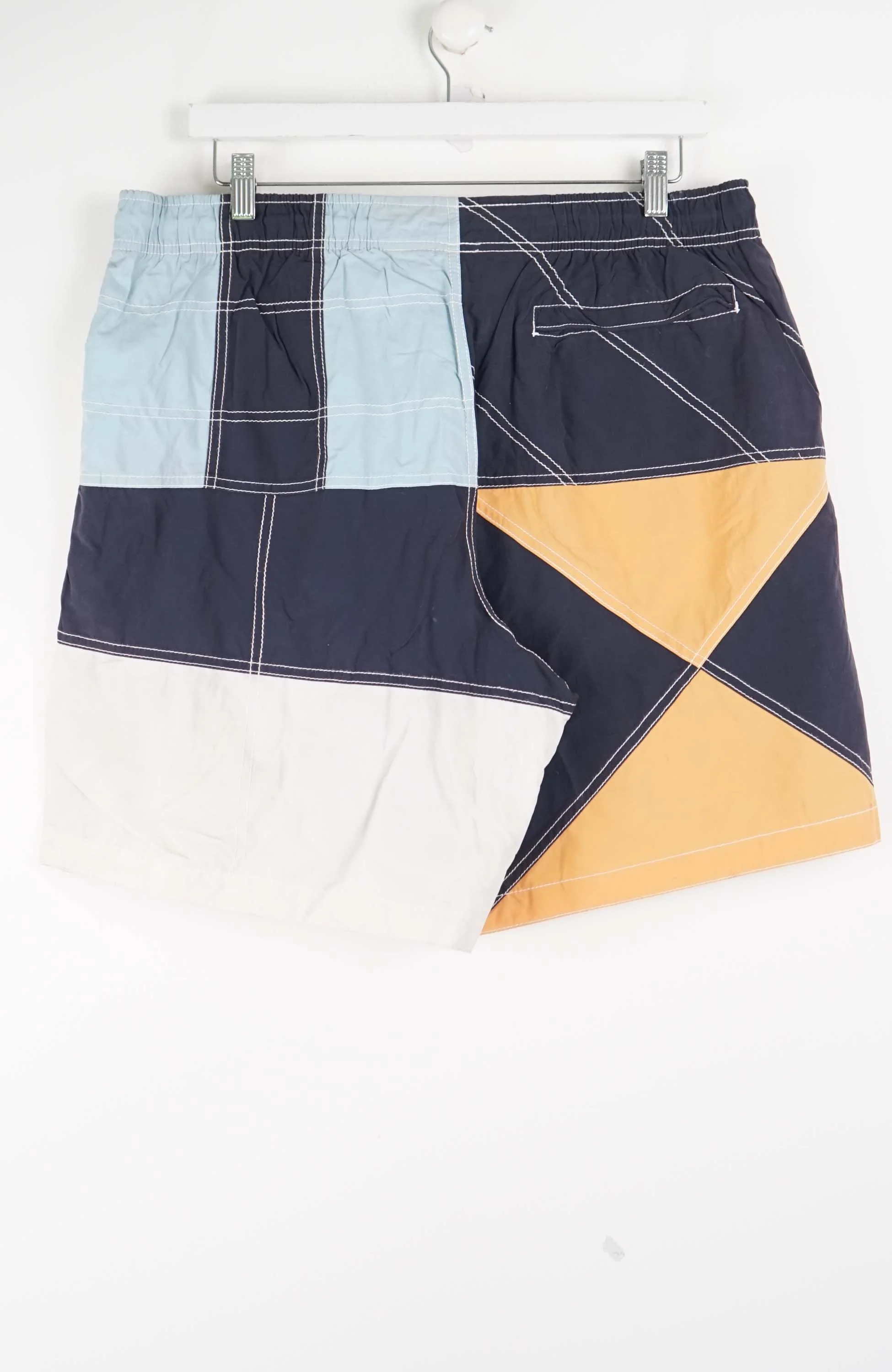 VINTAGE NAUTICA ACTIVE SHORTS W35 - Image 3