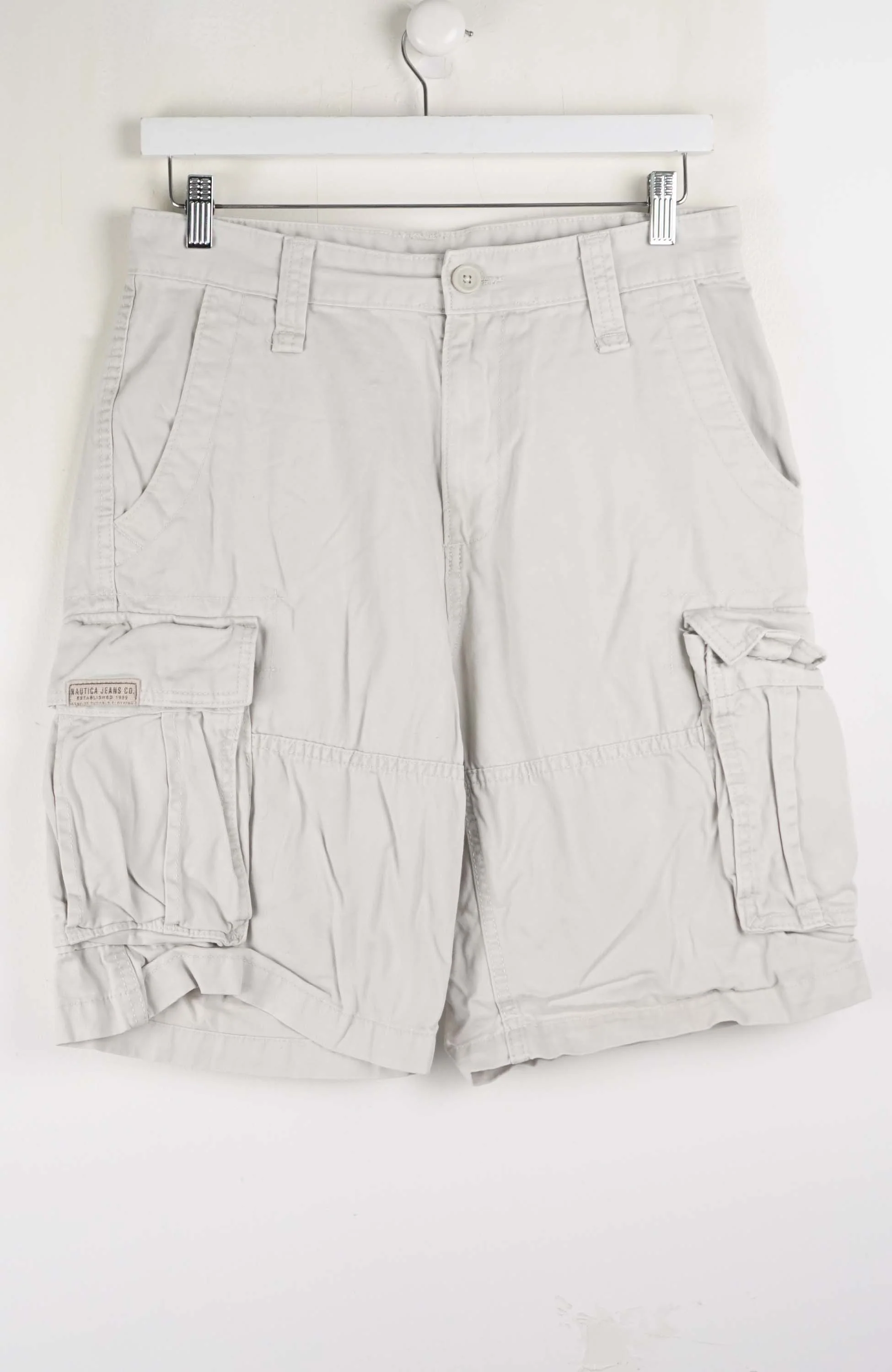 VINTAGE NAUTICA CARGO SHORTS W30
