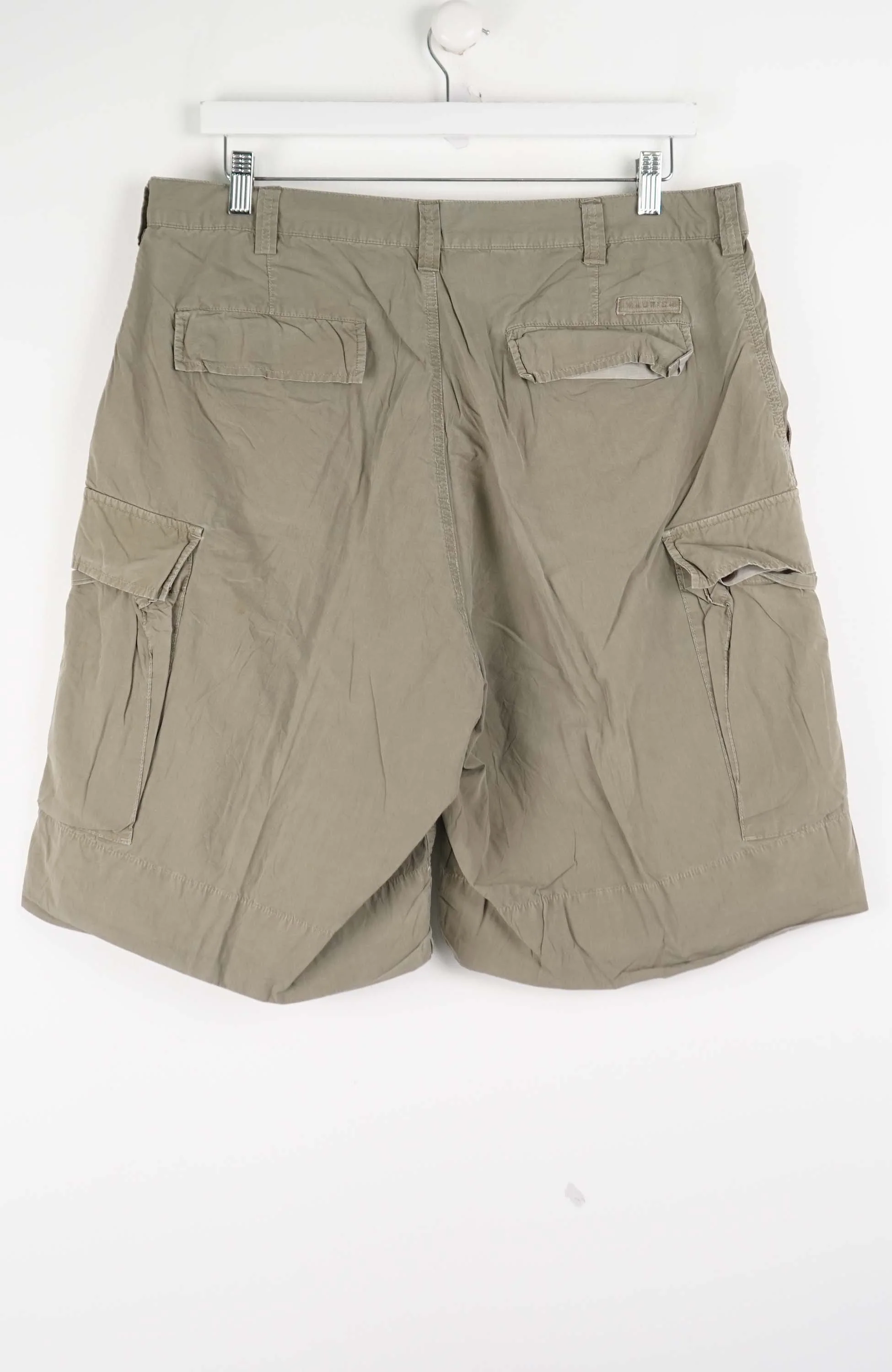 VINTAGE NAUTICA CARGO SHORTS W35 - Image 3