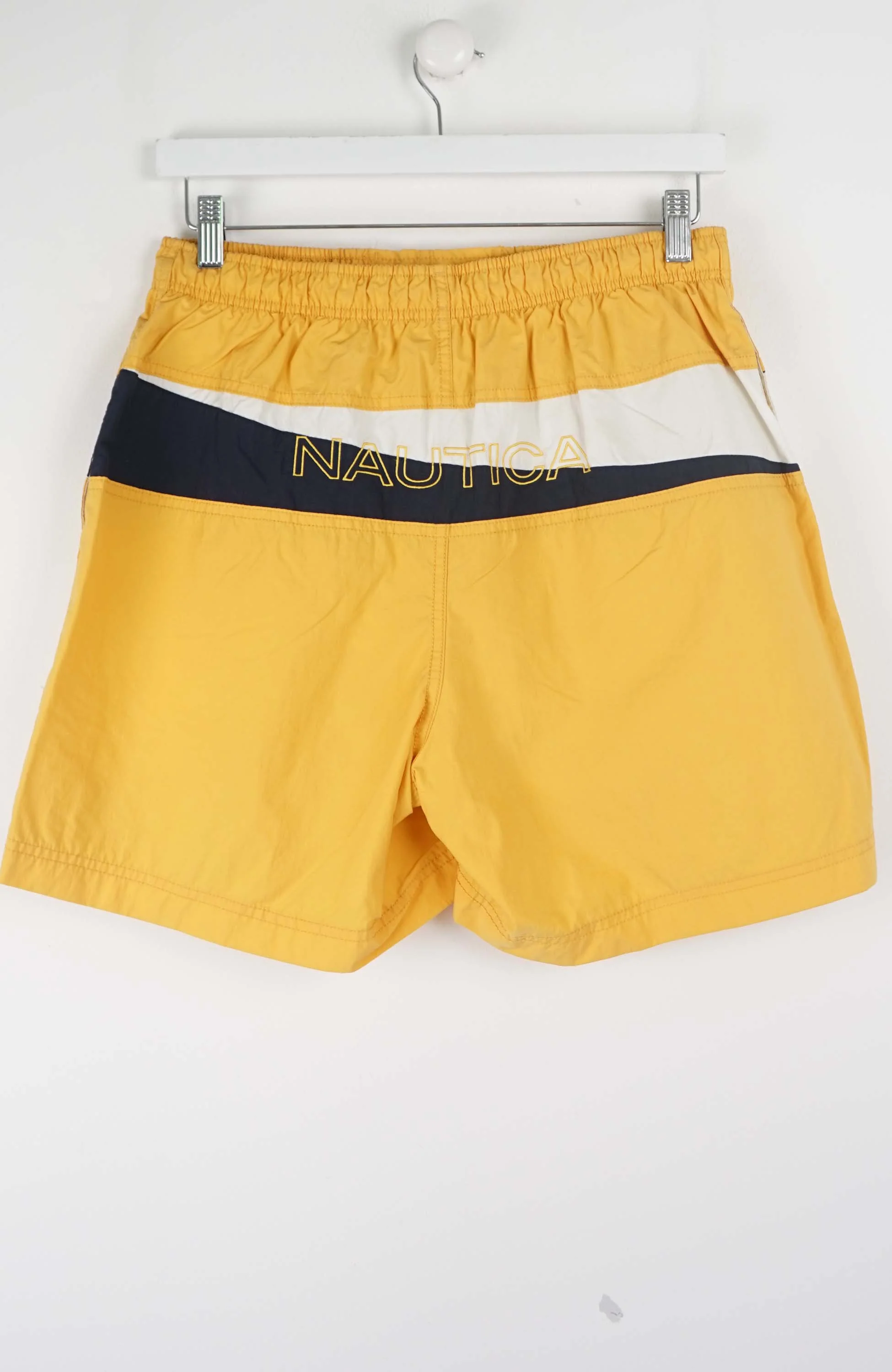 VINTAGE NAUTICA SHORTS W30 - Image 3