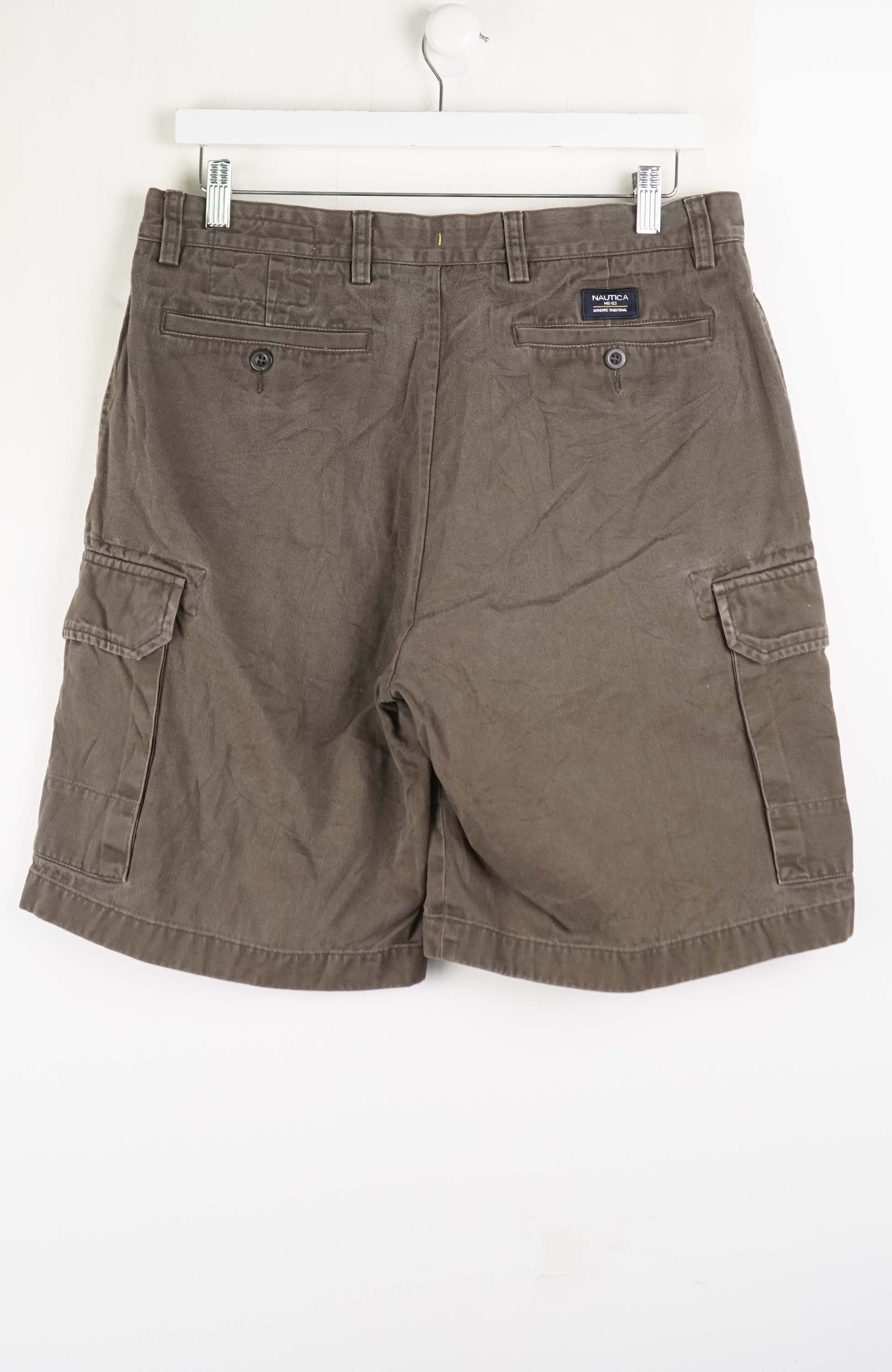 VINTAGE NAUTICA CARGO SHORTS W32 - Image 3