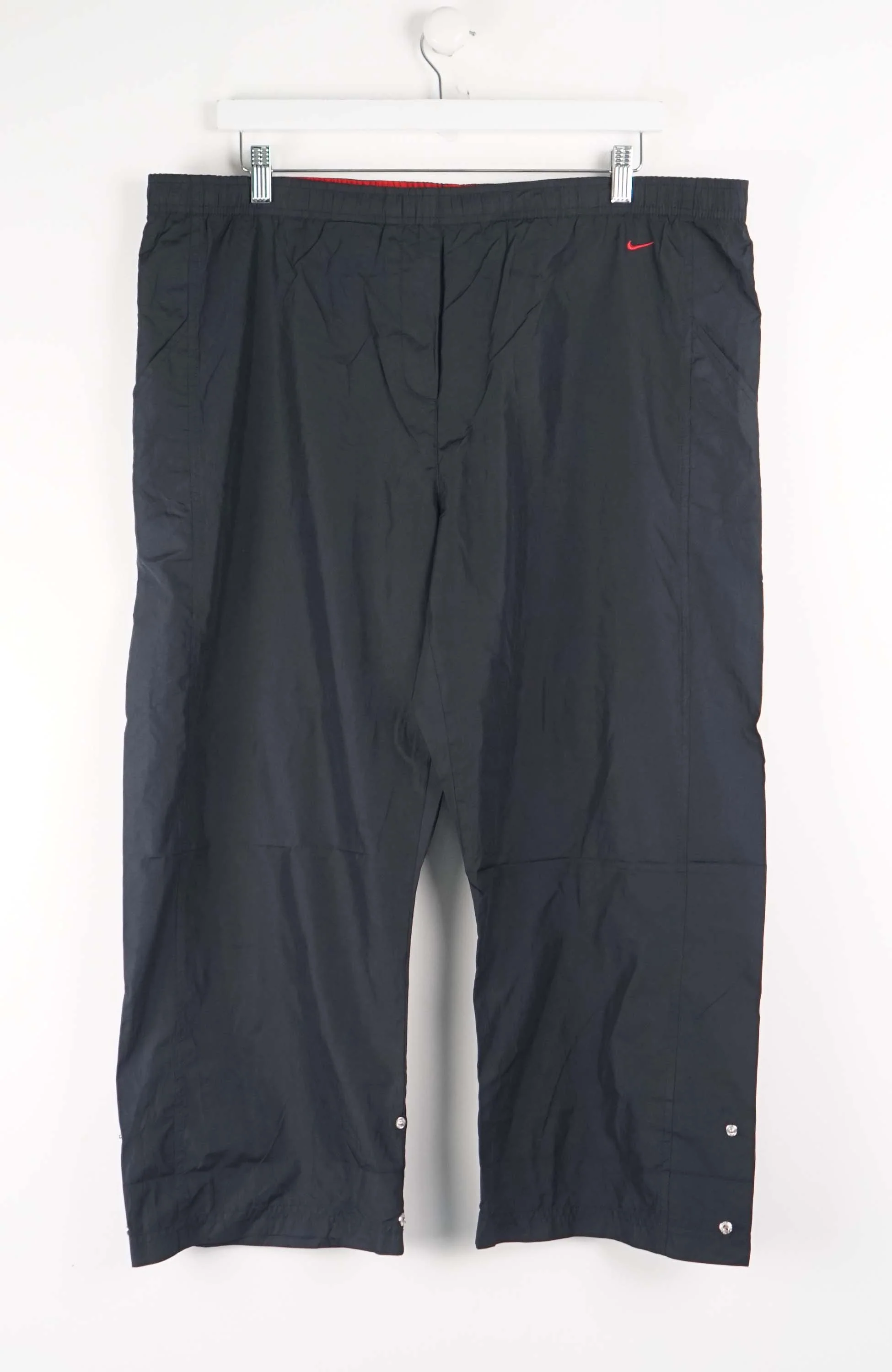 VINTAGE NIKE 3/4 TRACK PANT SHORTS (XXL)