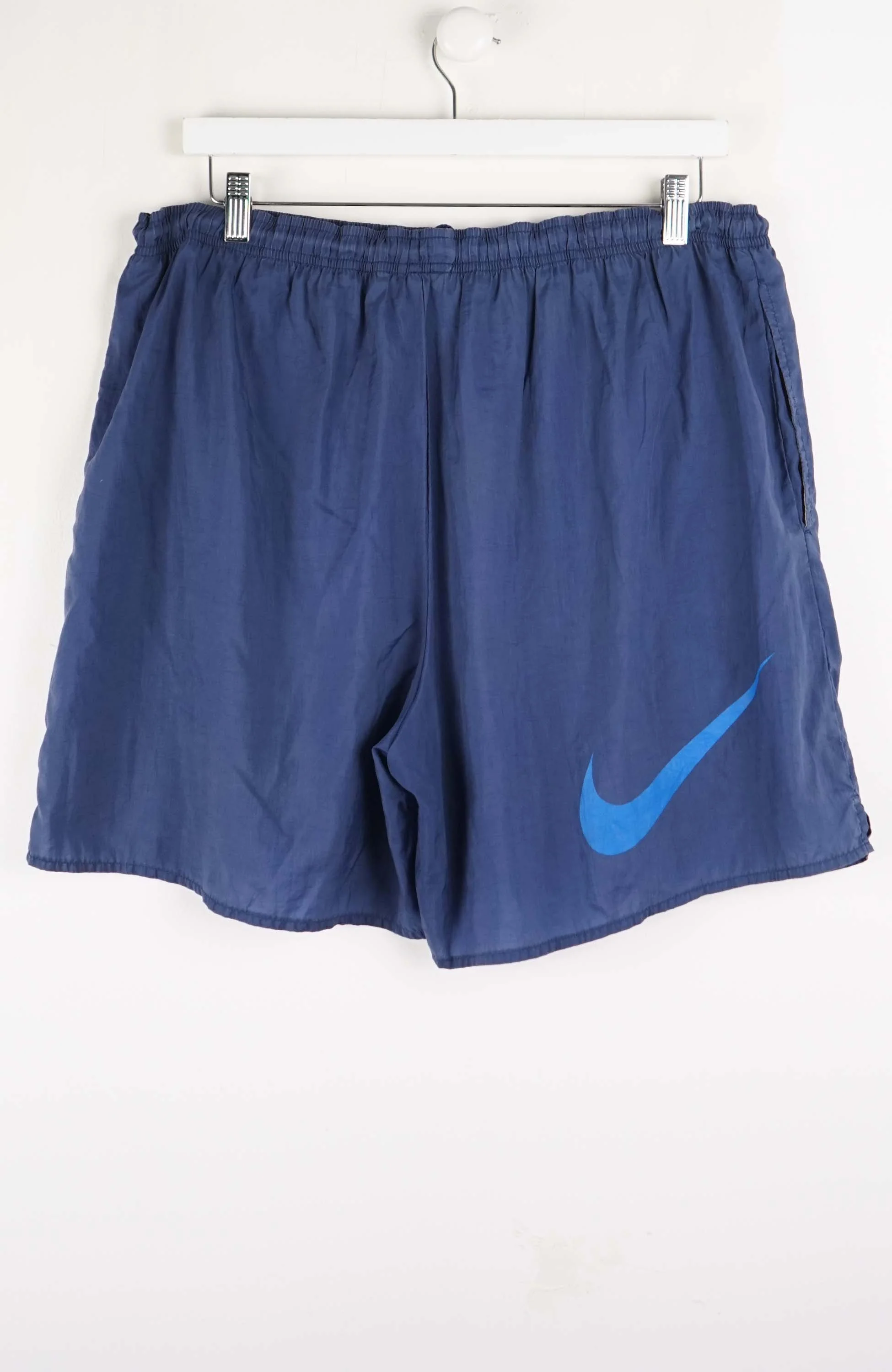 VINTAGE NIKE ACTIVE SHORTS W30 - Image 3