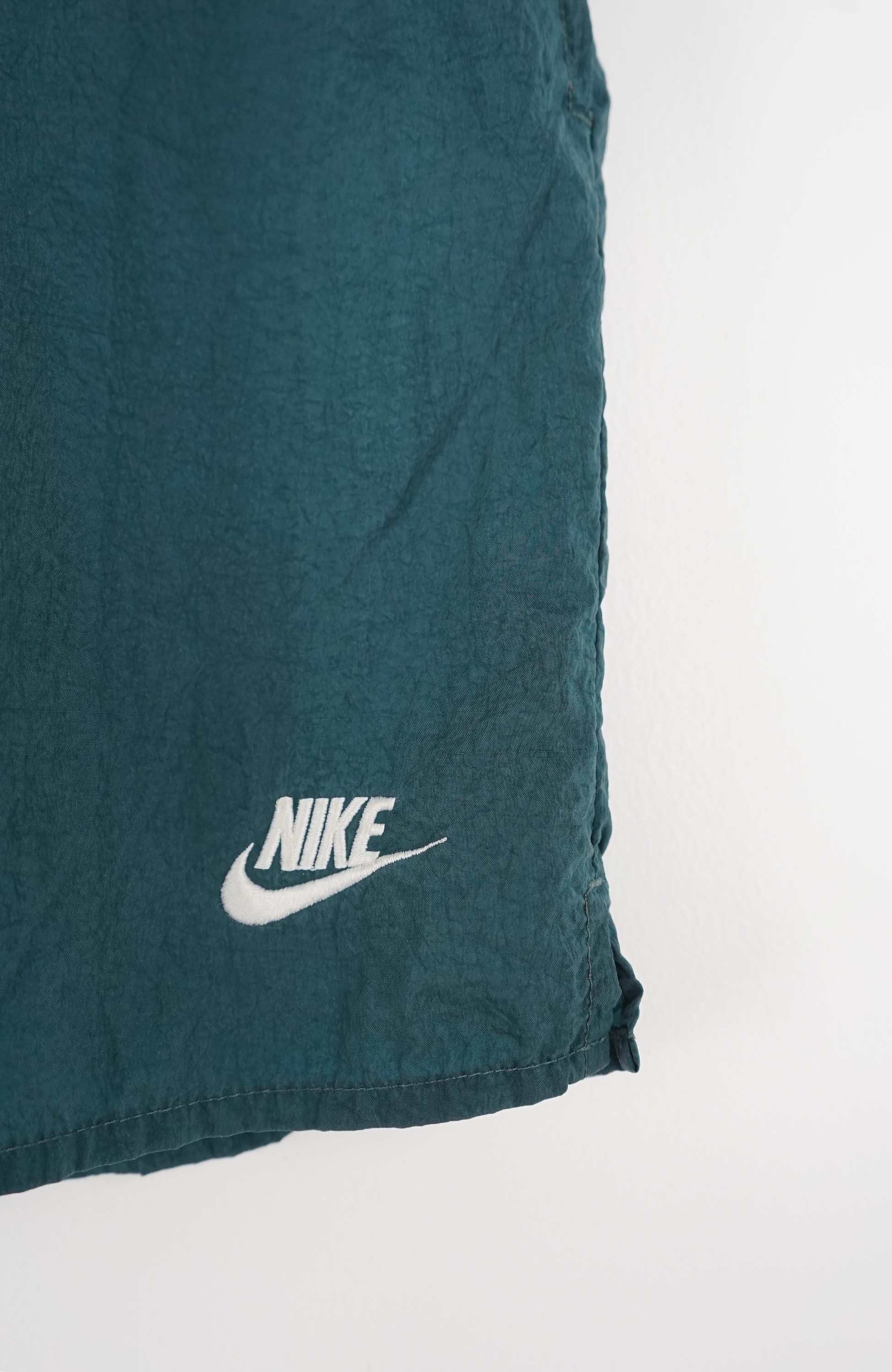 VINTAGE NIKE ACTIVE SHORTS W31 - Image 2