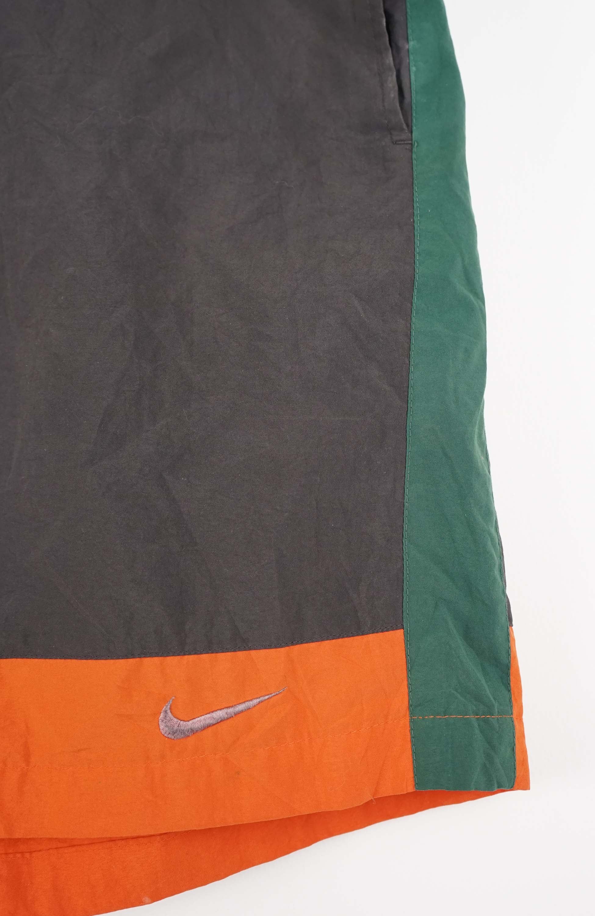 VINTAGE NIKE ACTIVE SHORTS W32 - Image 2