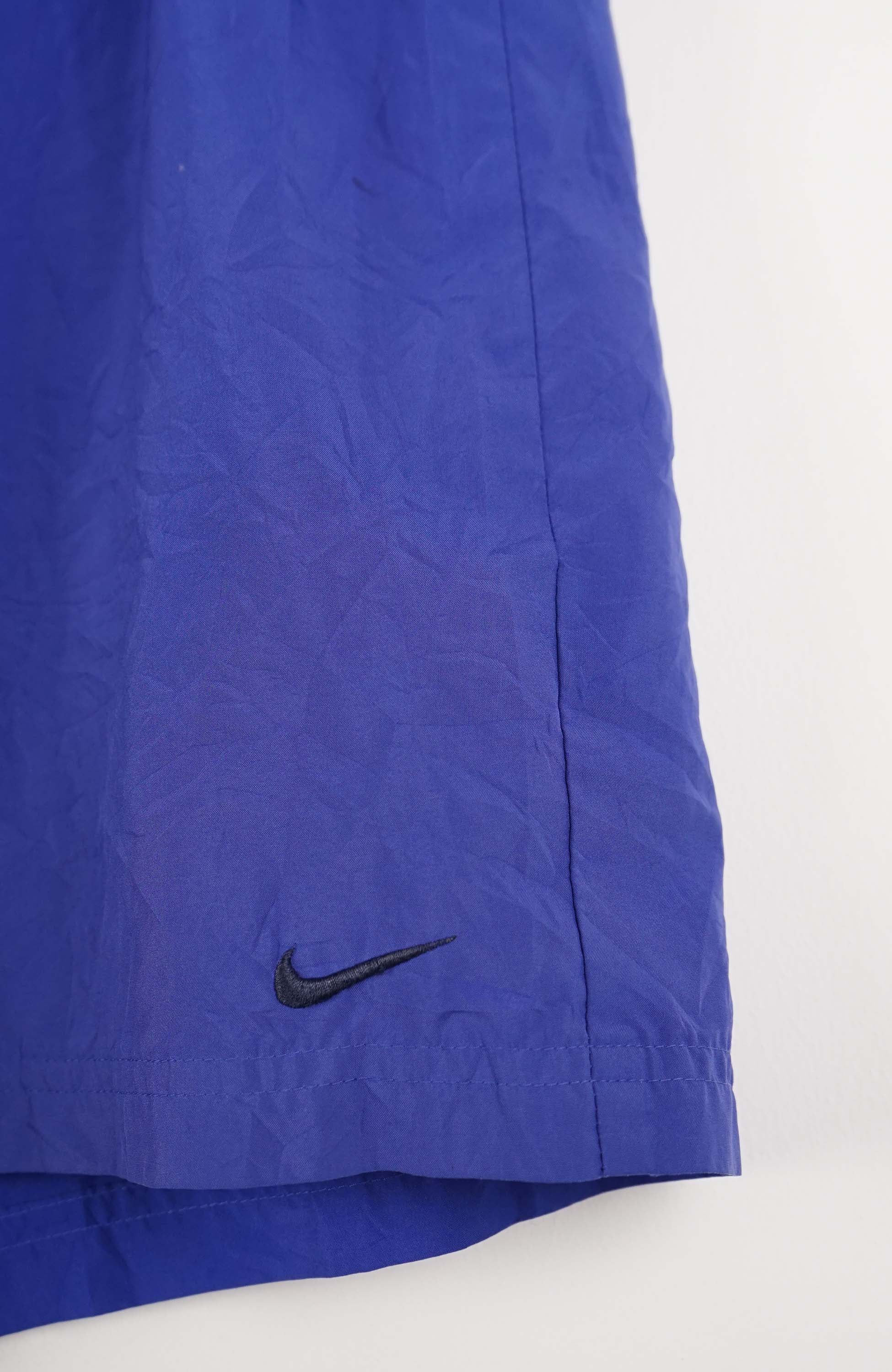 VINTAGE NIKE ACTIVE SHORTS W38 - Image 2