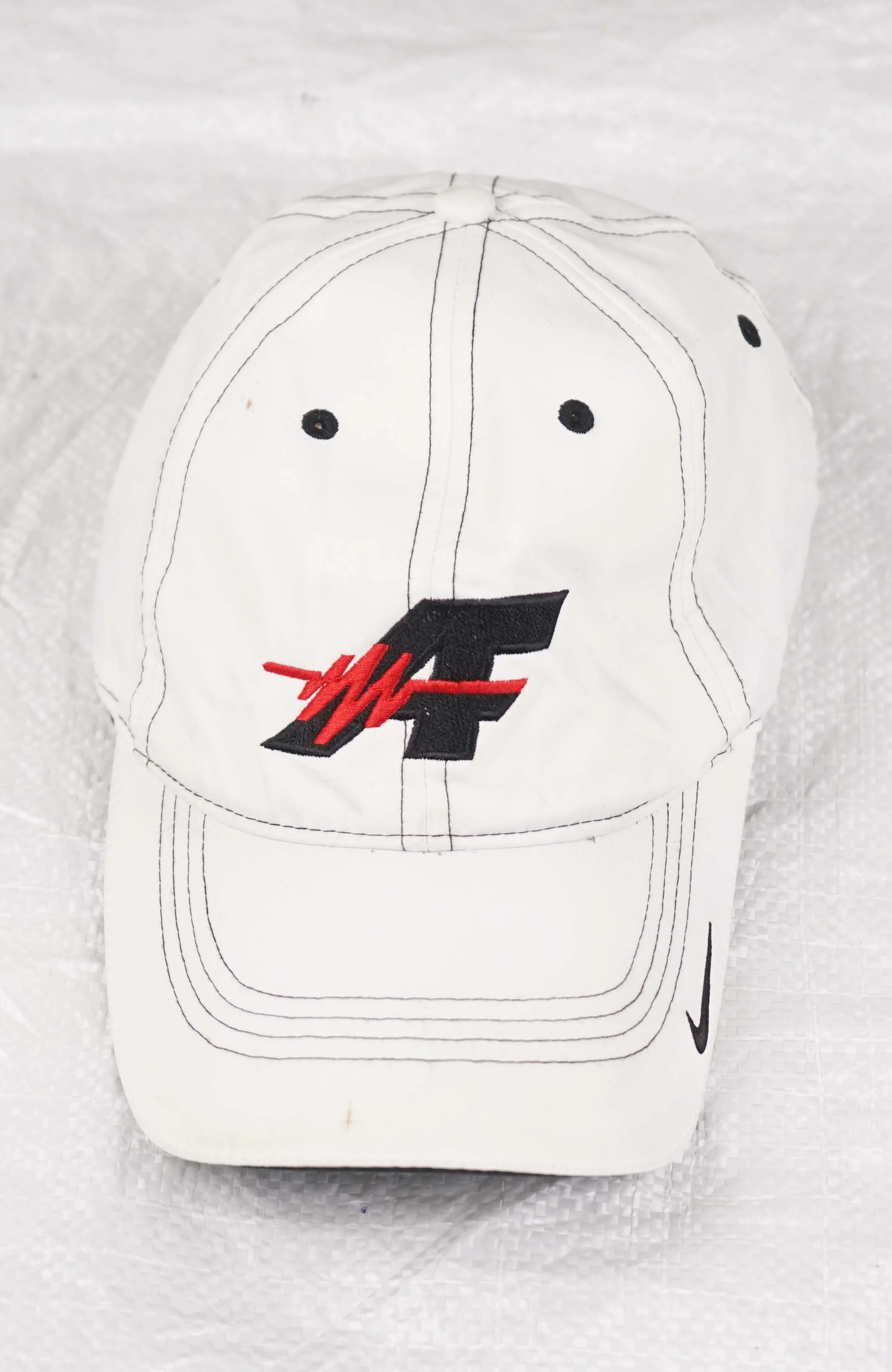 VINTAGE NIKE AF HAT
