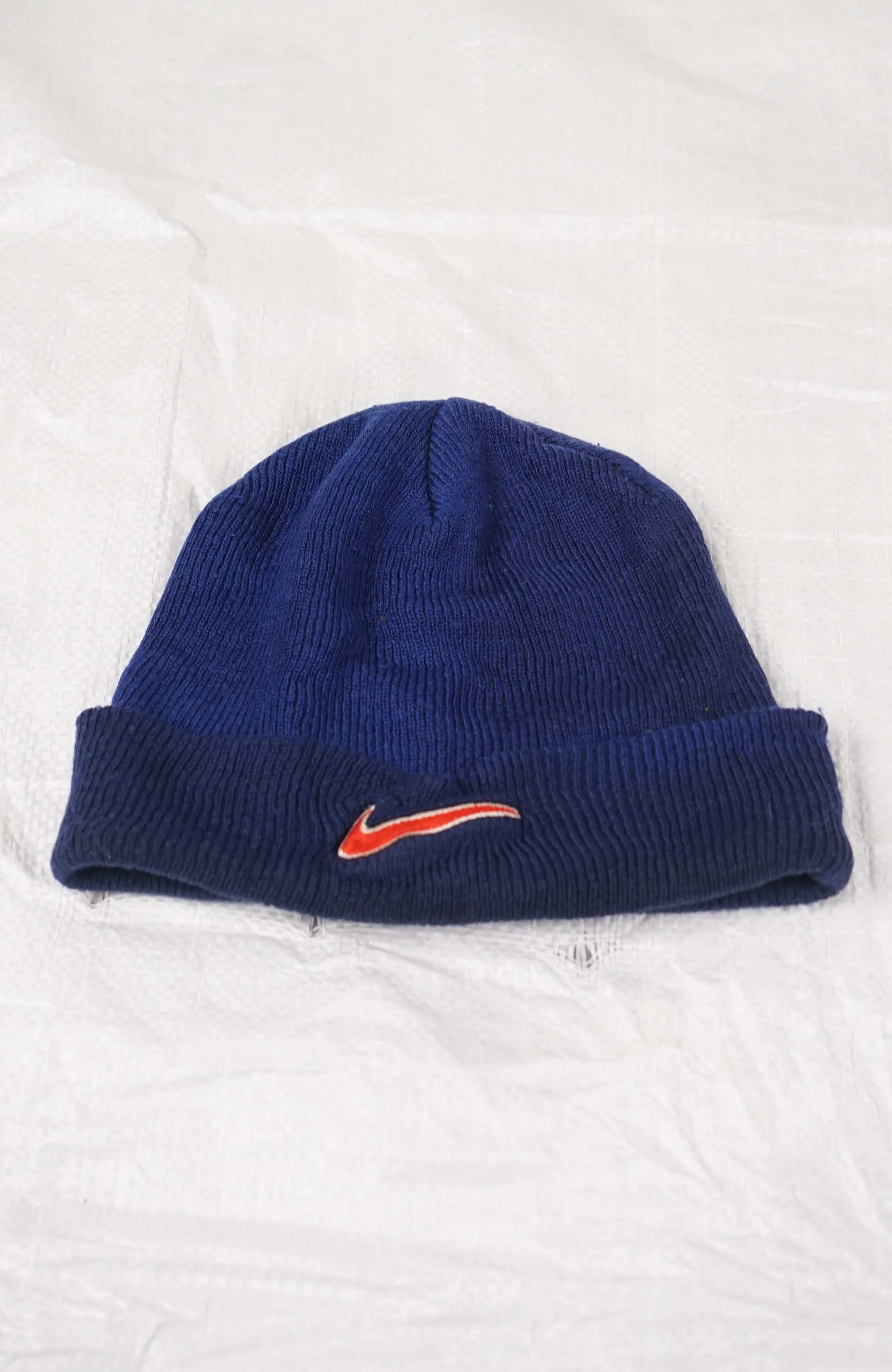 VINTAGE NIKE BEANIE