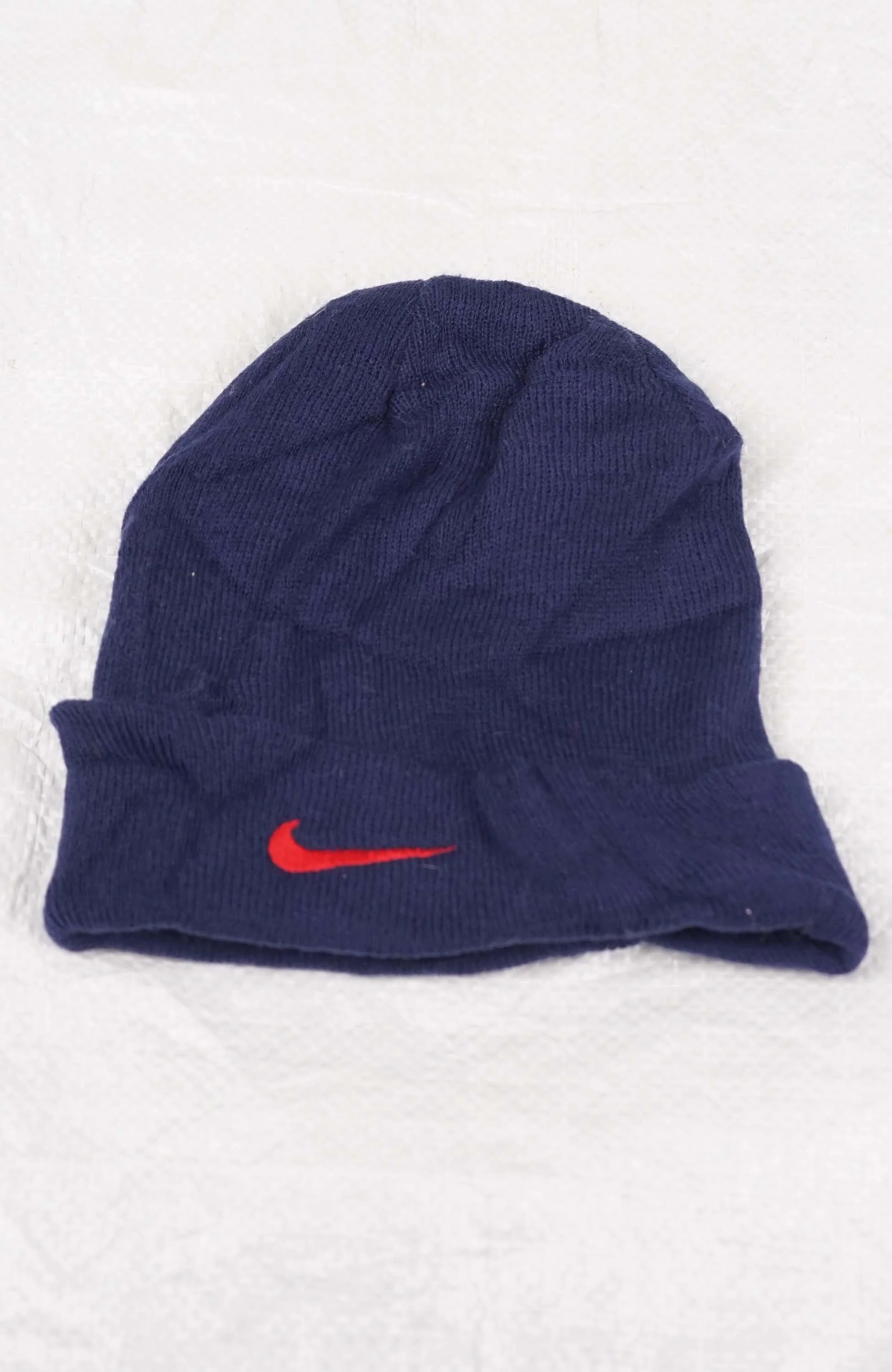 VINTAGE NIKE BEANIE