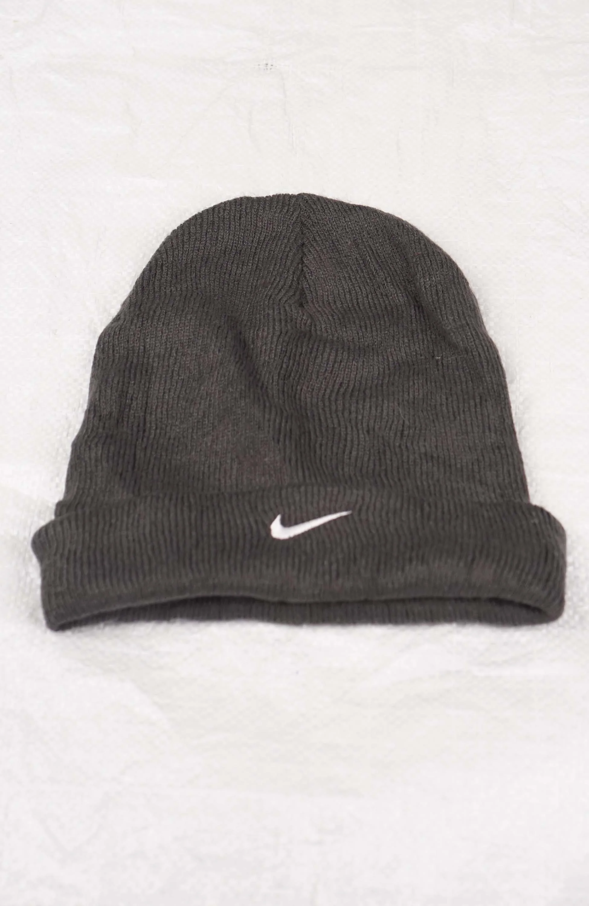 VINTAGE NIKE BEANIE
