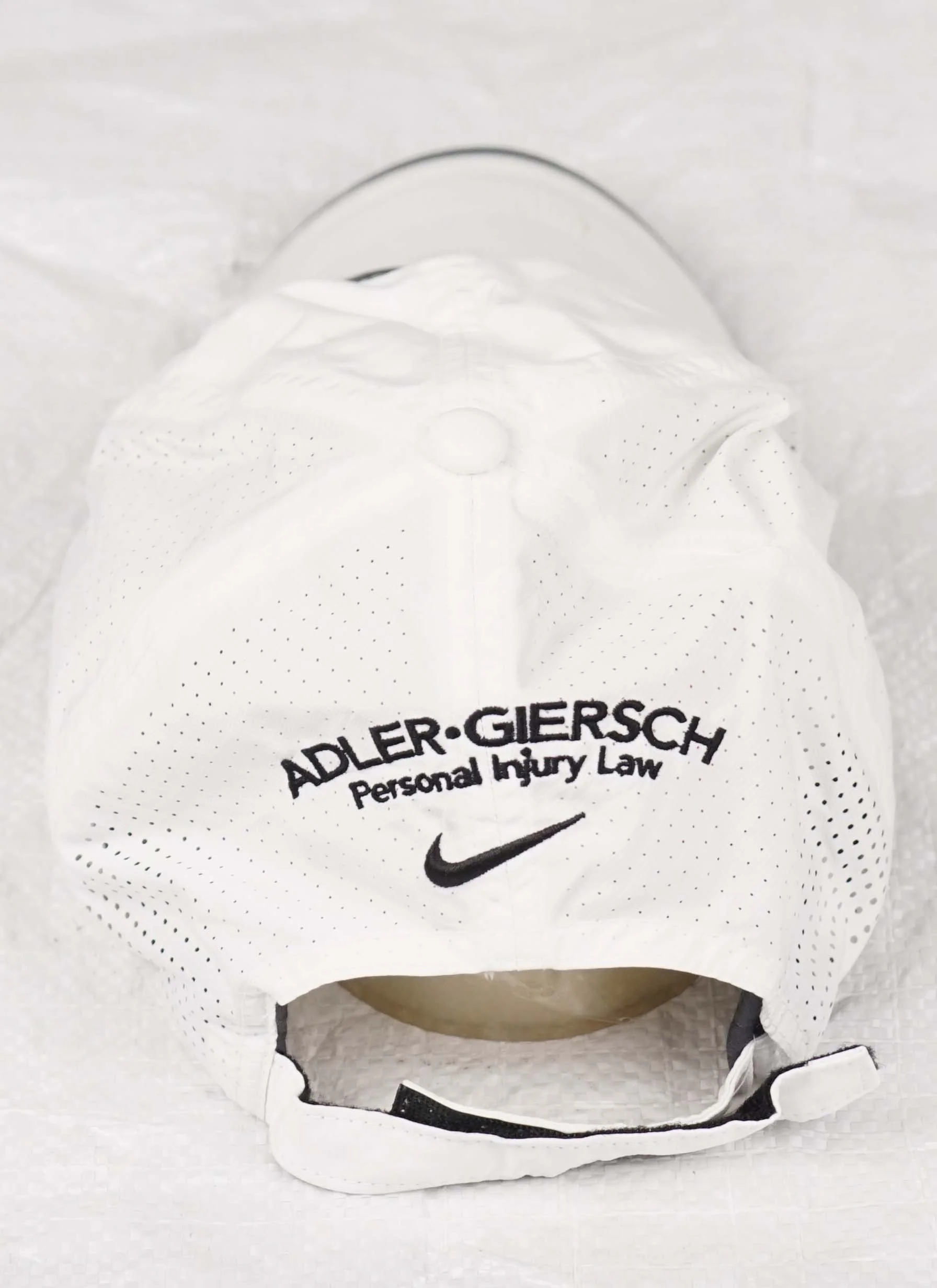 VINTAGE NIKE INJURY LAW HAT - Image 2