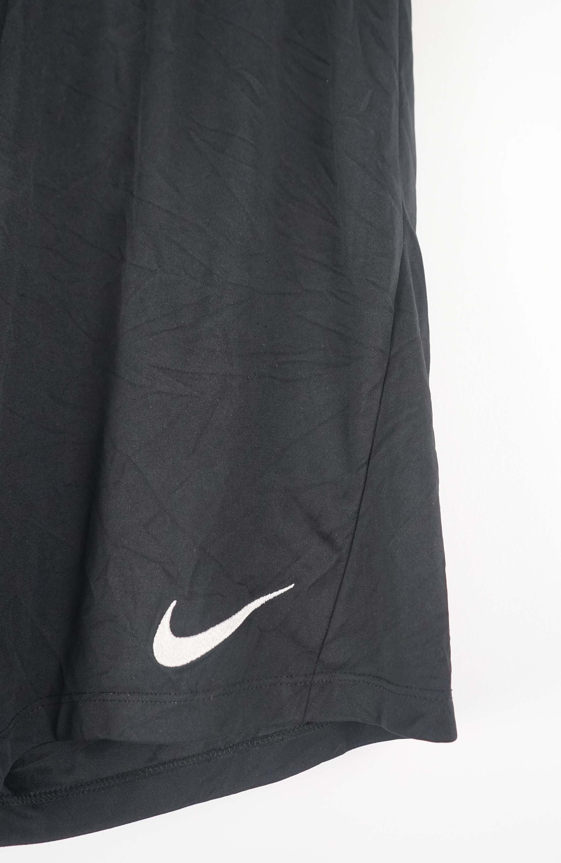 VINTAGE NIKE JERSEY SHORTS W26 - Image 2