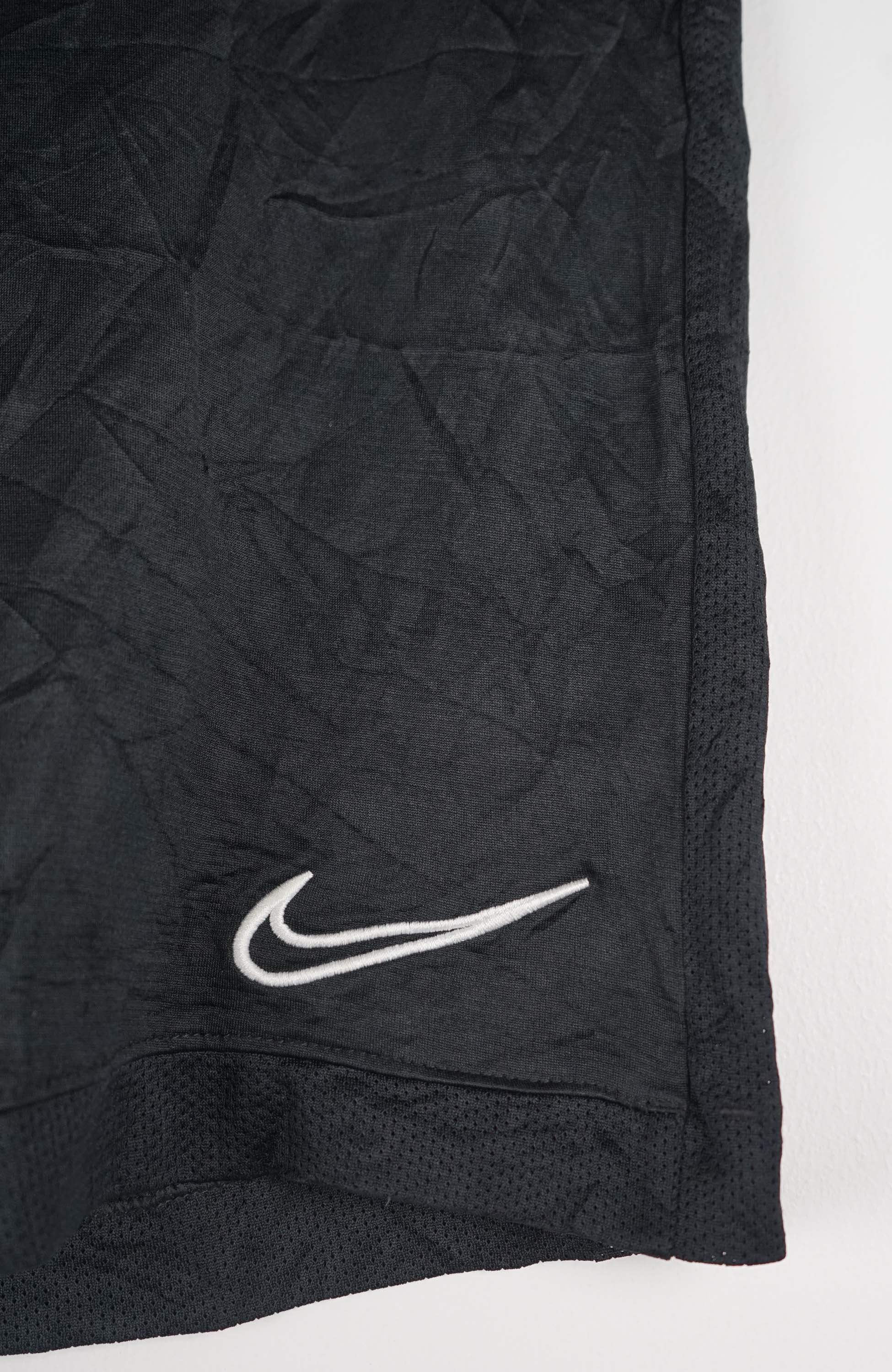 VINTAGE NIKE JERSEY SHORTS W33 - Image 2