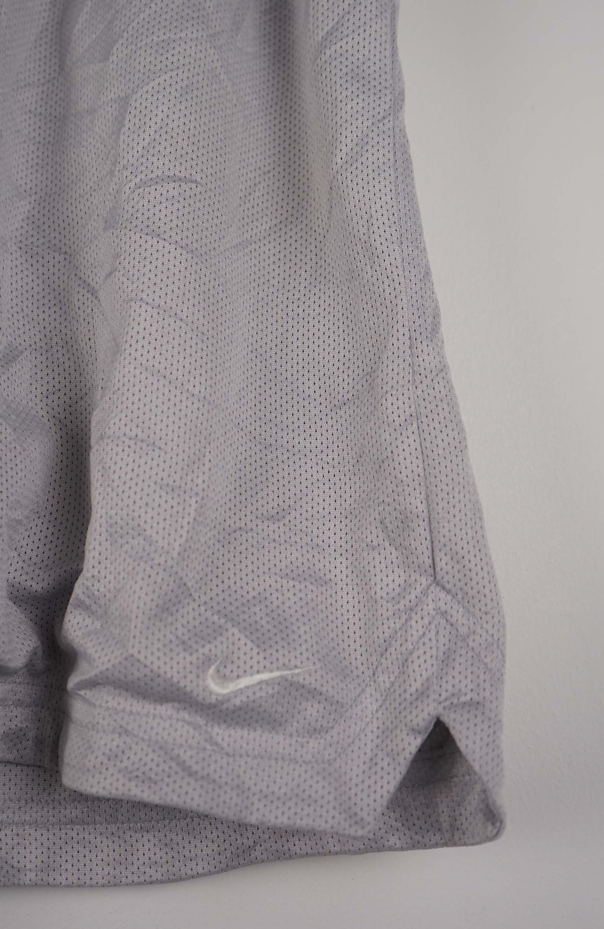 VINTAGE NIKE JERSEY SHORTS W34 - Image 2