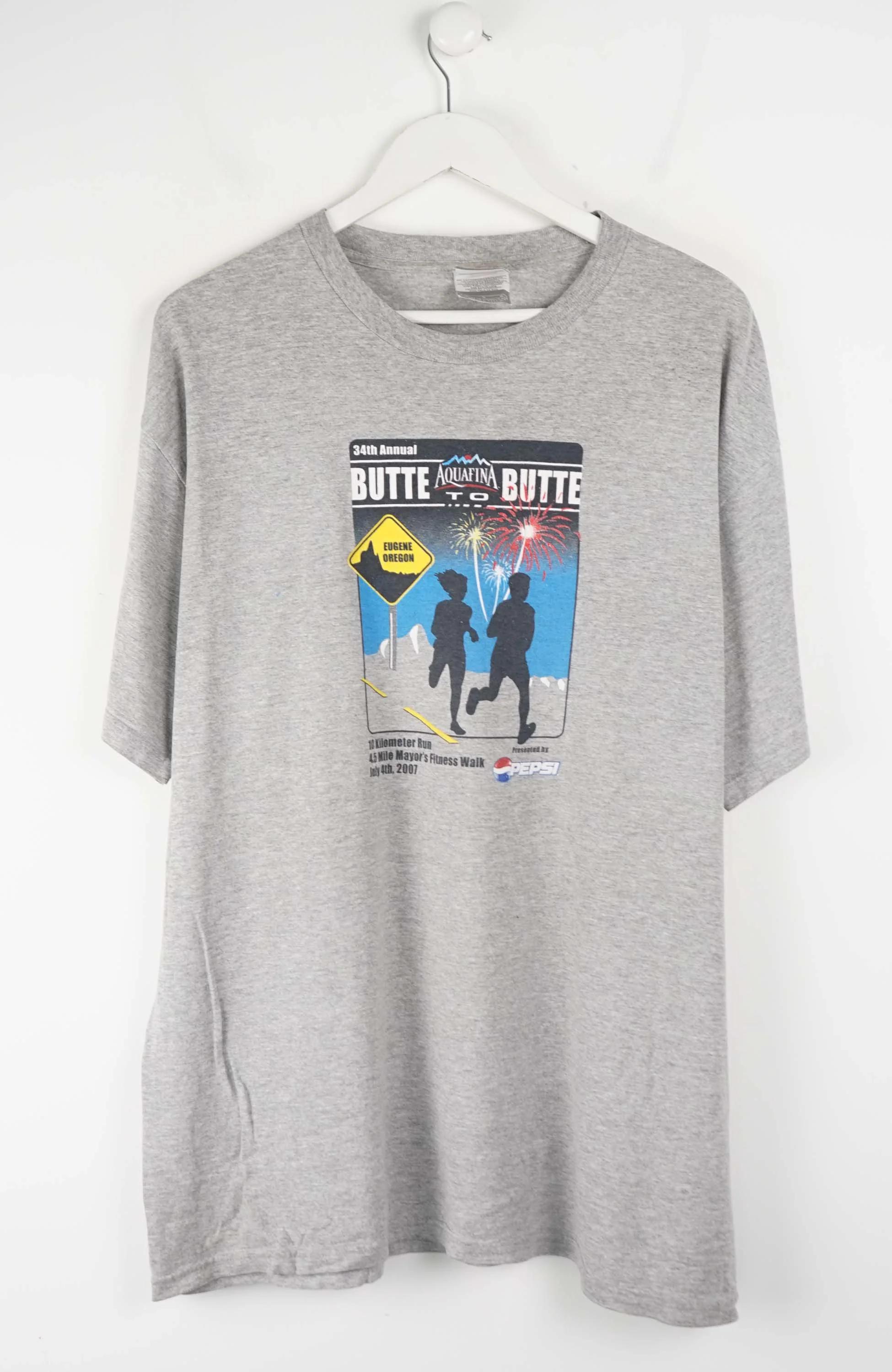 VINTAGE NIKE MARATHON T-SHIRT (XL)