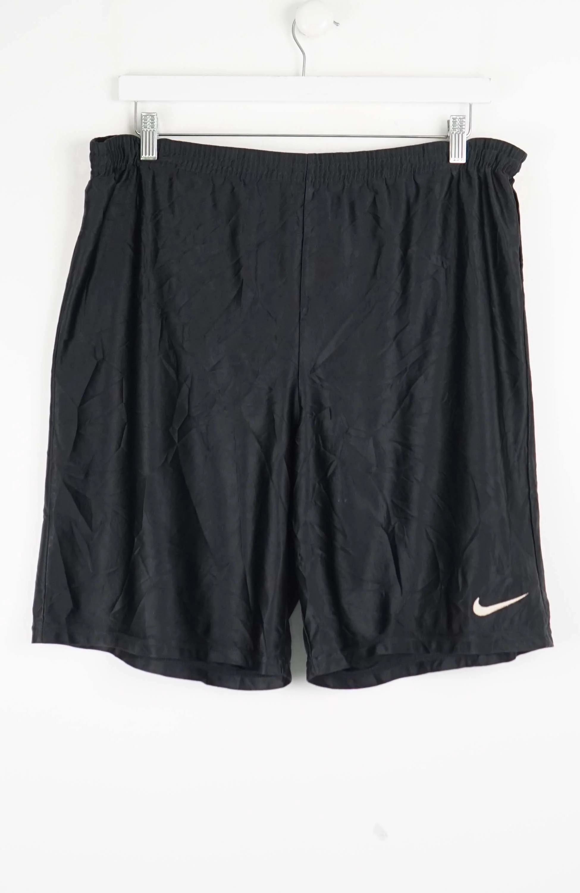 VINTAGE NIKE SHORTS W32