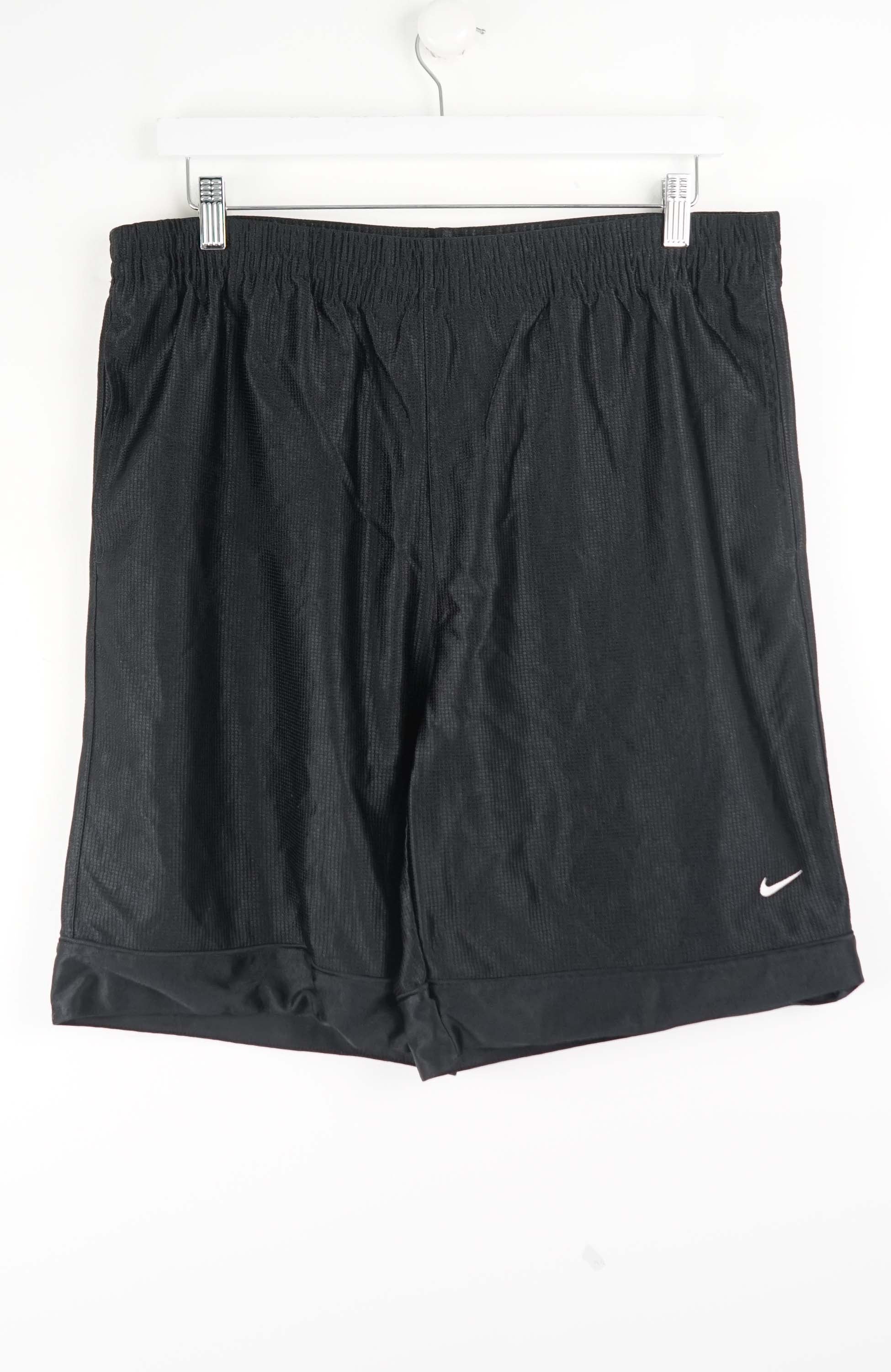 VINTAGE NIKE  SHORTS W34