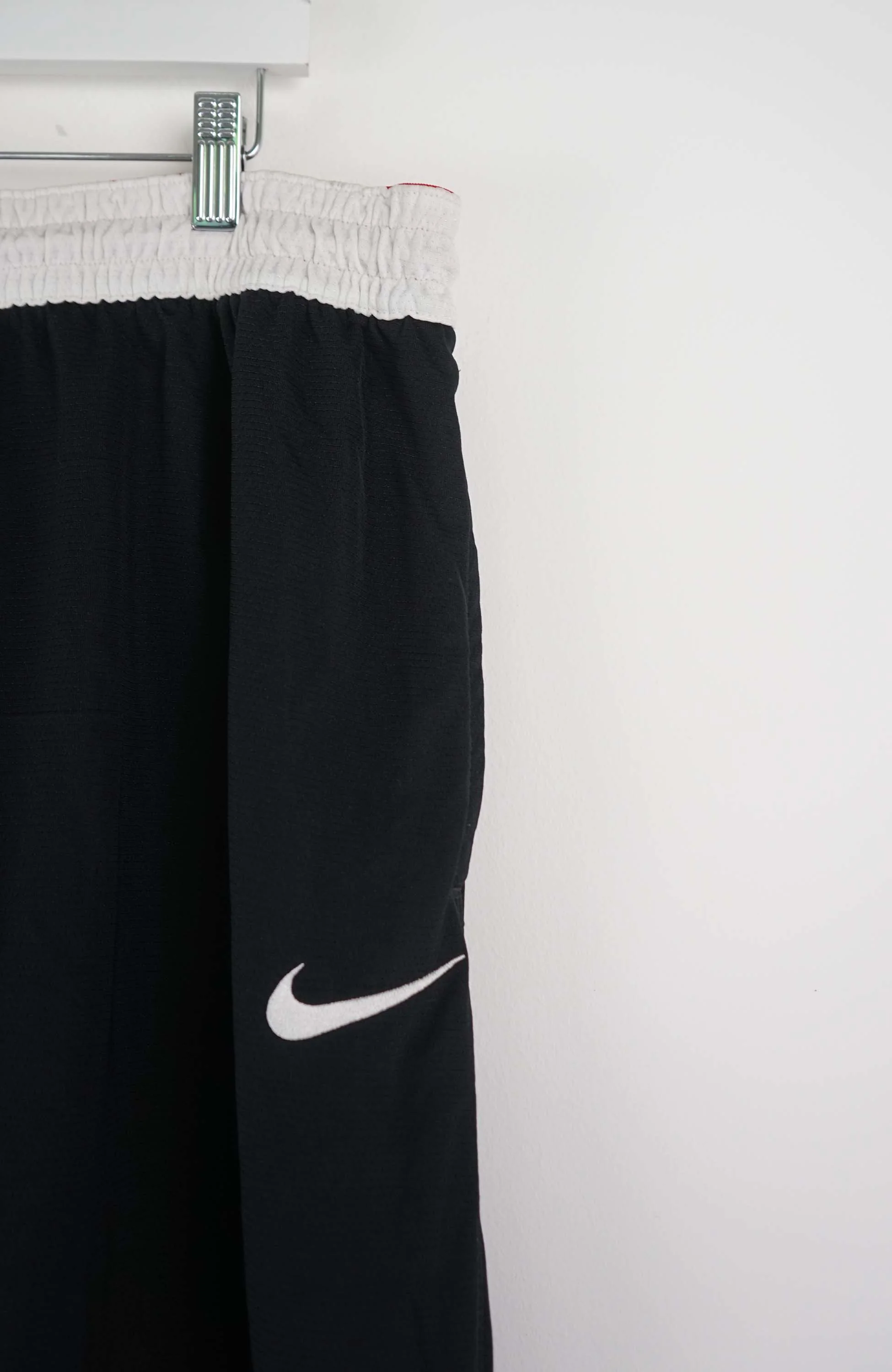 VINTAGE NIKE SHORTS W36 - Image 2
