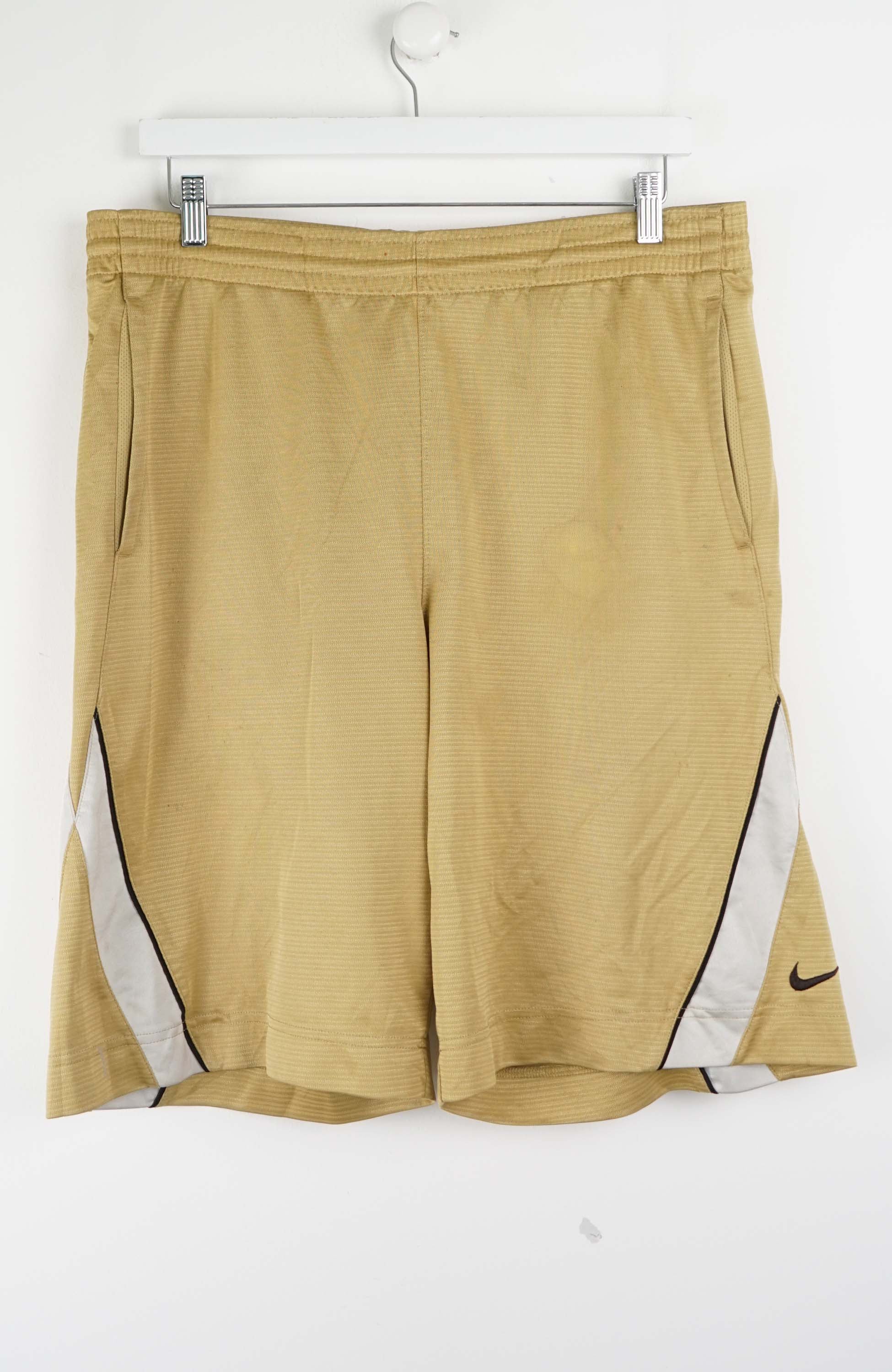 VINTAGE NIKE SHORTS W36