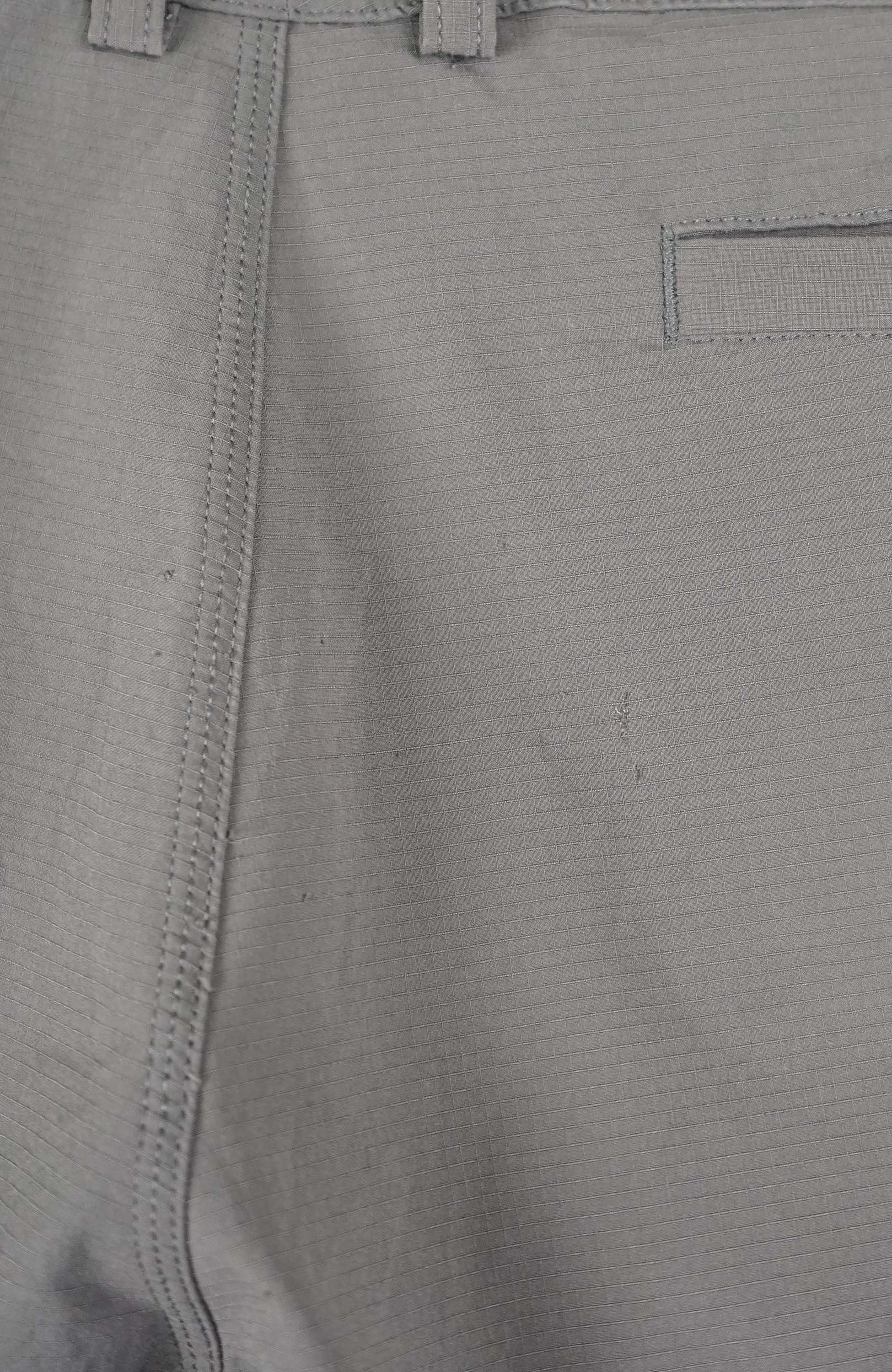 VINTAGE OAKLEY SHORTS W37 - Image 4