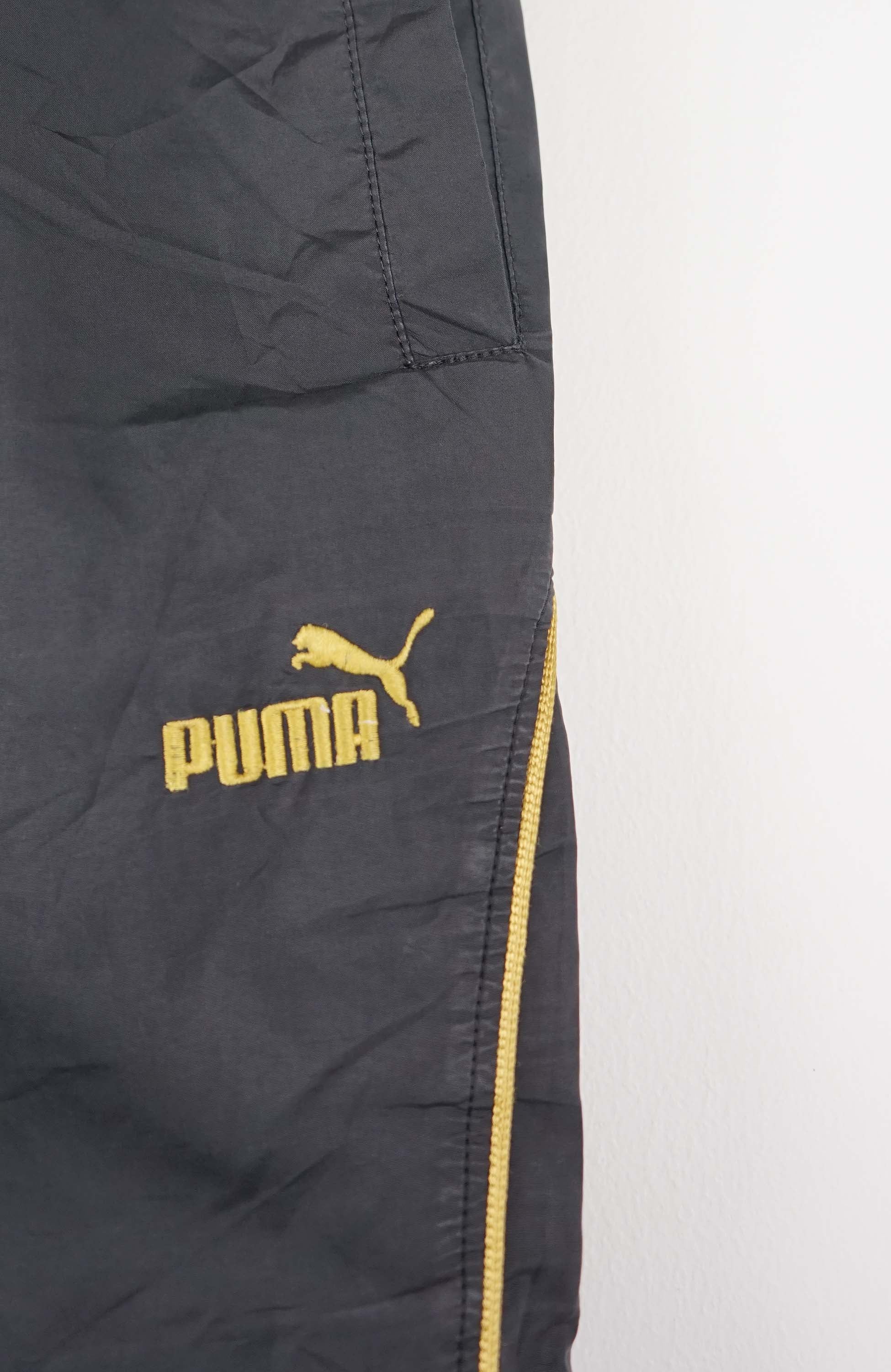 VINTAGE PUMA TRACK PANT SHORTS (M) - Image 2