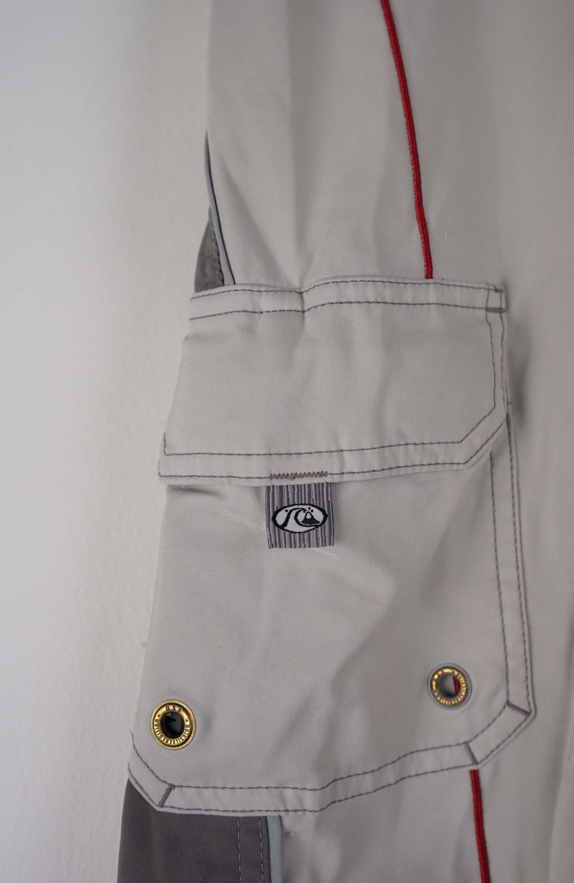 VINTAGE QUIKSILVER BOARD SHORTS W36 - Image 2