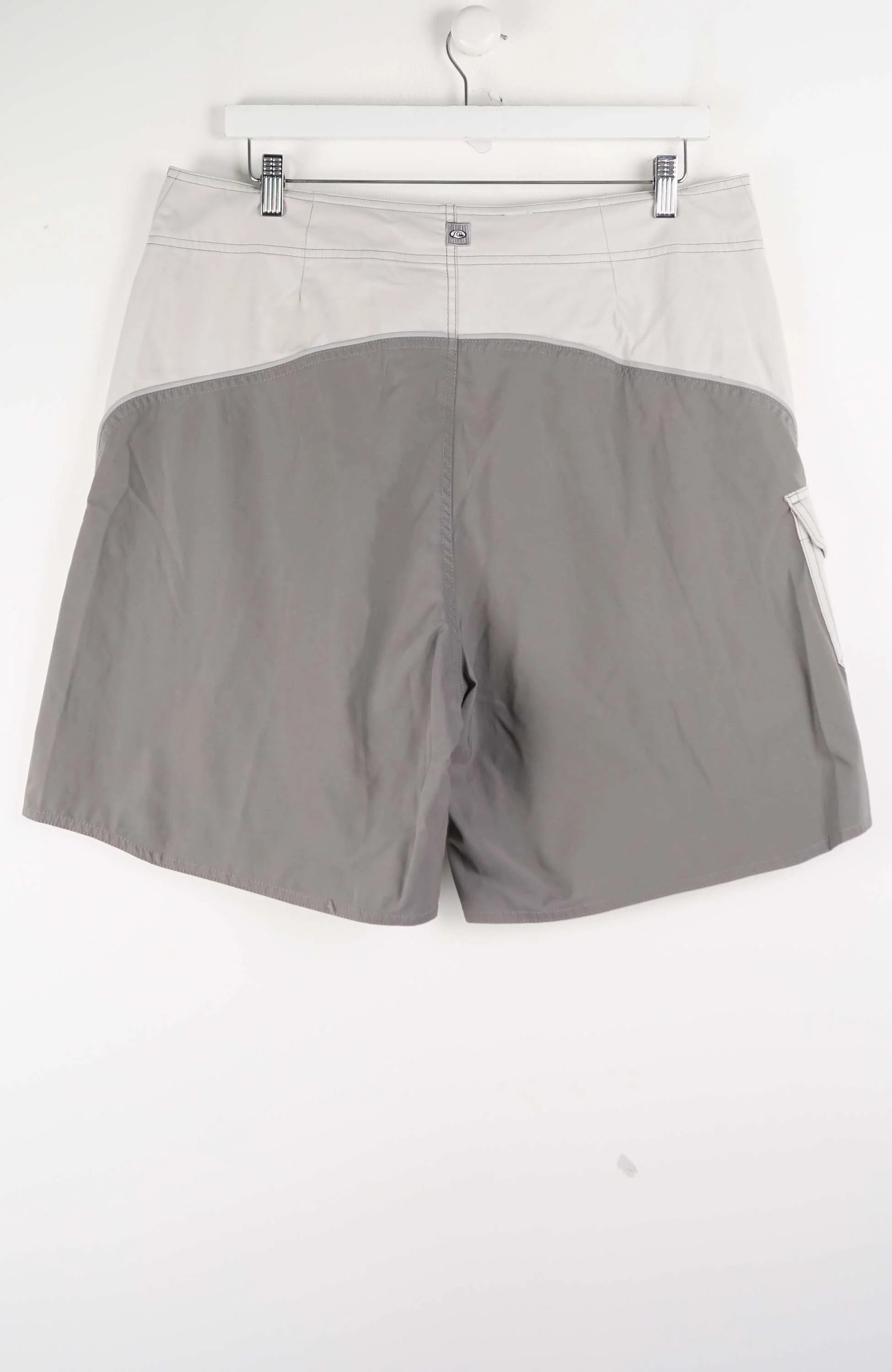 VINTAGE QUIKSILVER BOARD SHORTS W36 - Image 3