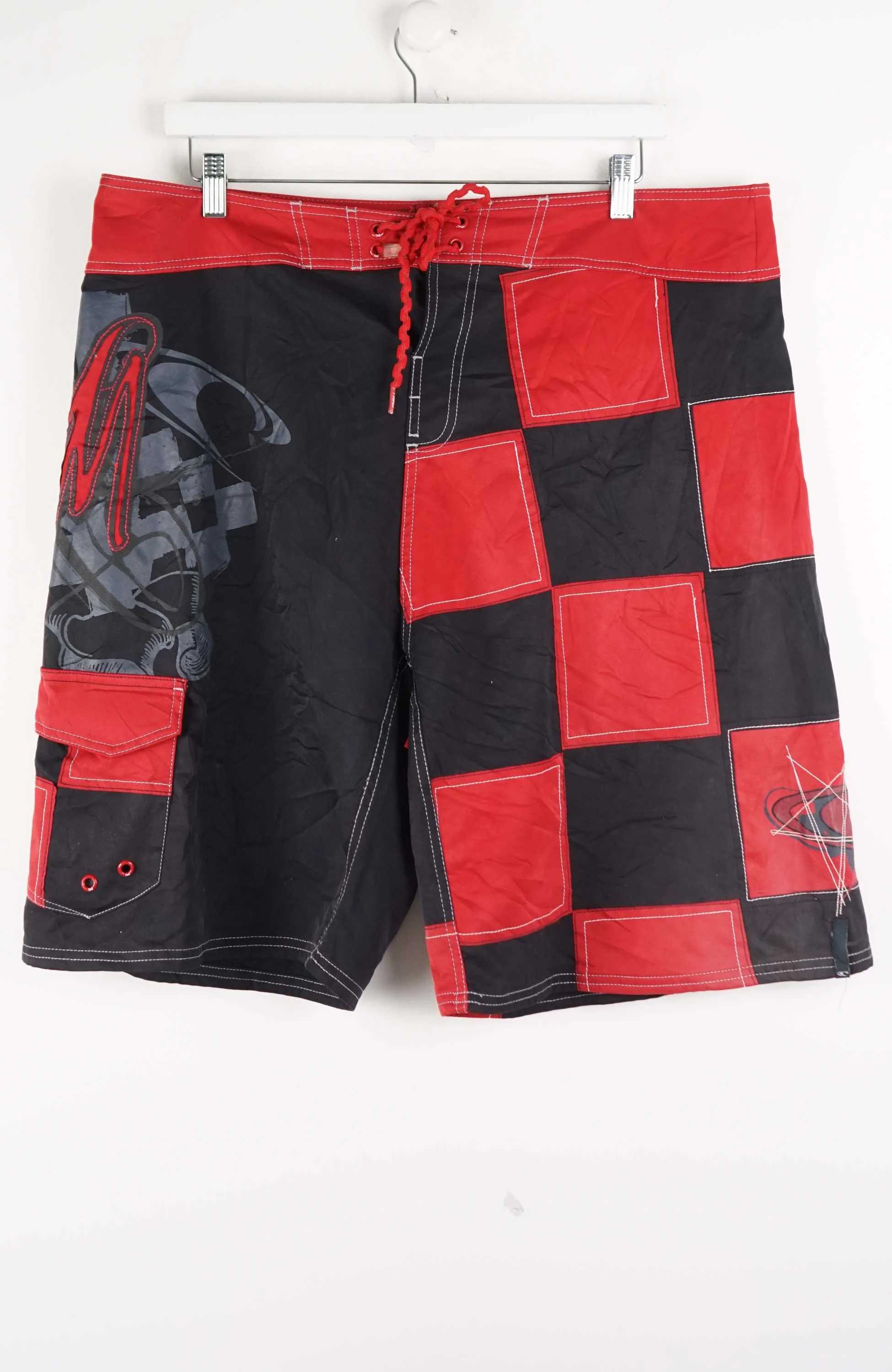 VINTAGE QUIKSILVER BOARD SHORTS W38
