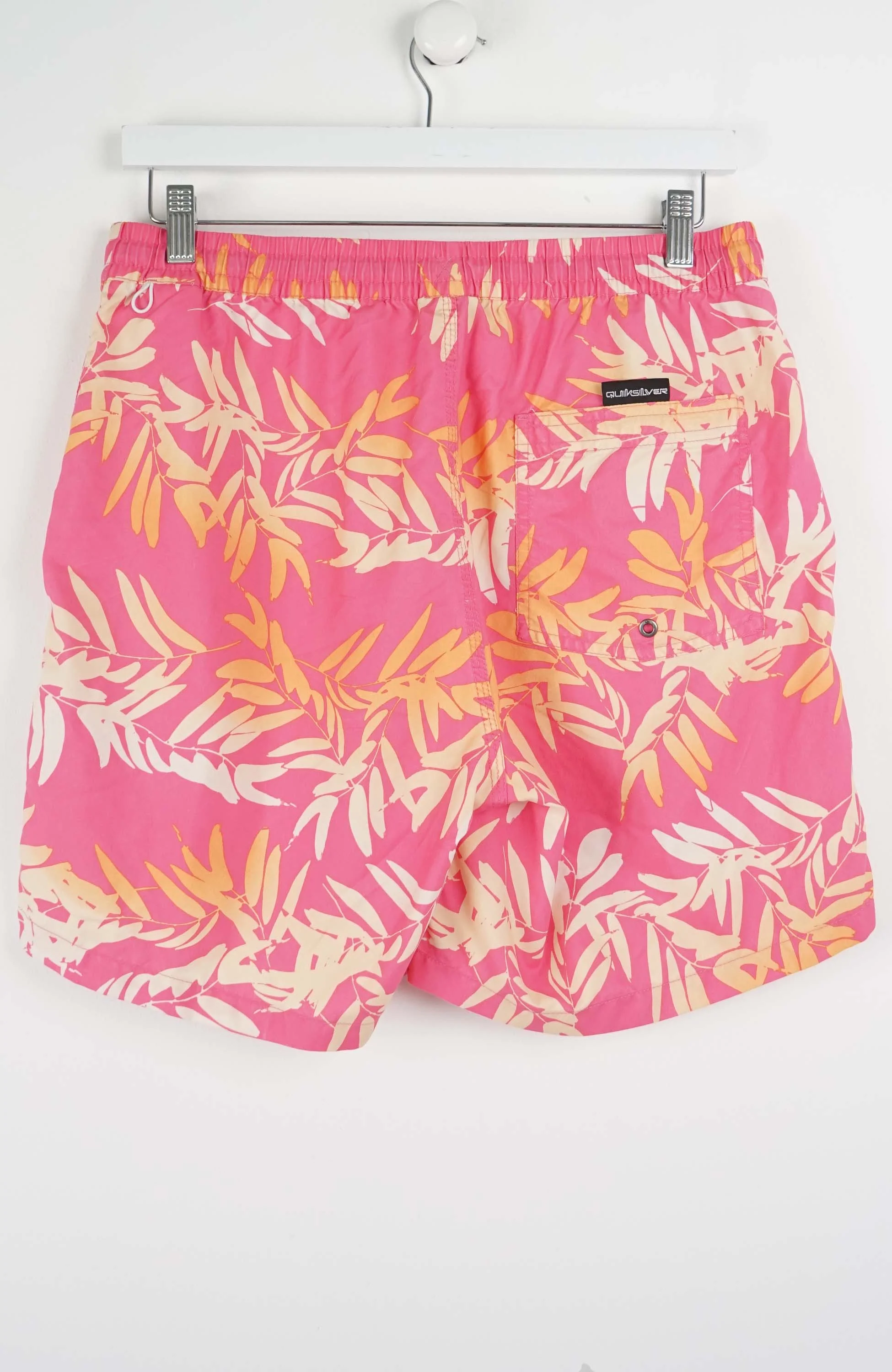 VINTAGE QUIKSILVER SHORTS W31 - Image 3