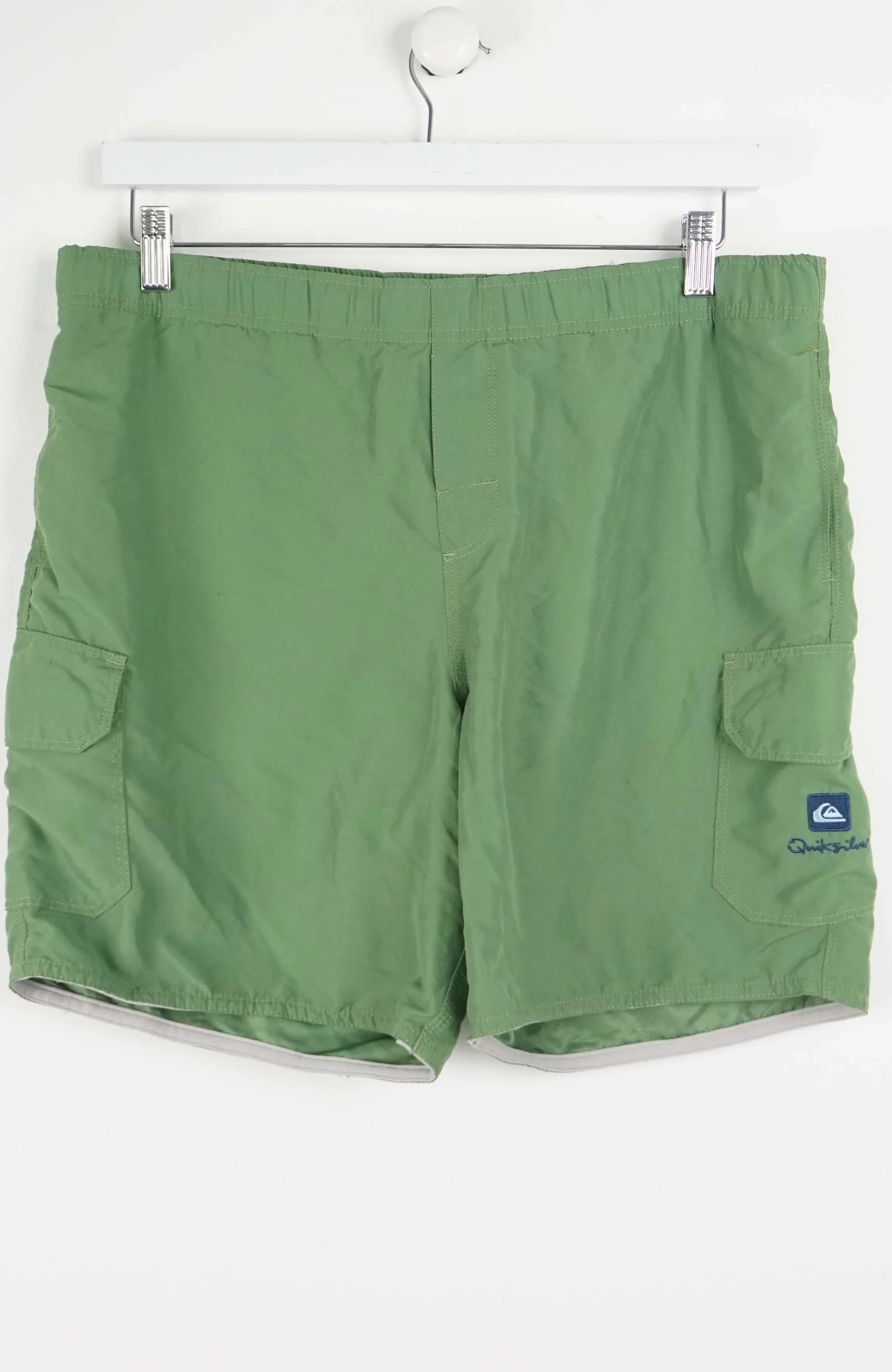 VINTAGE QUIKSILVER SHORTS W34