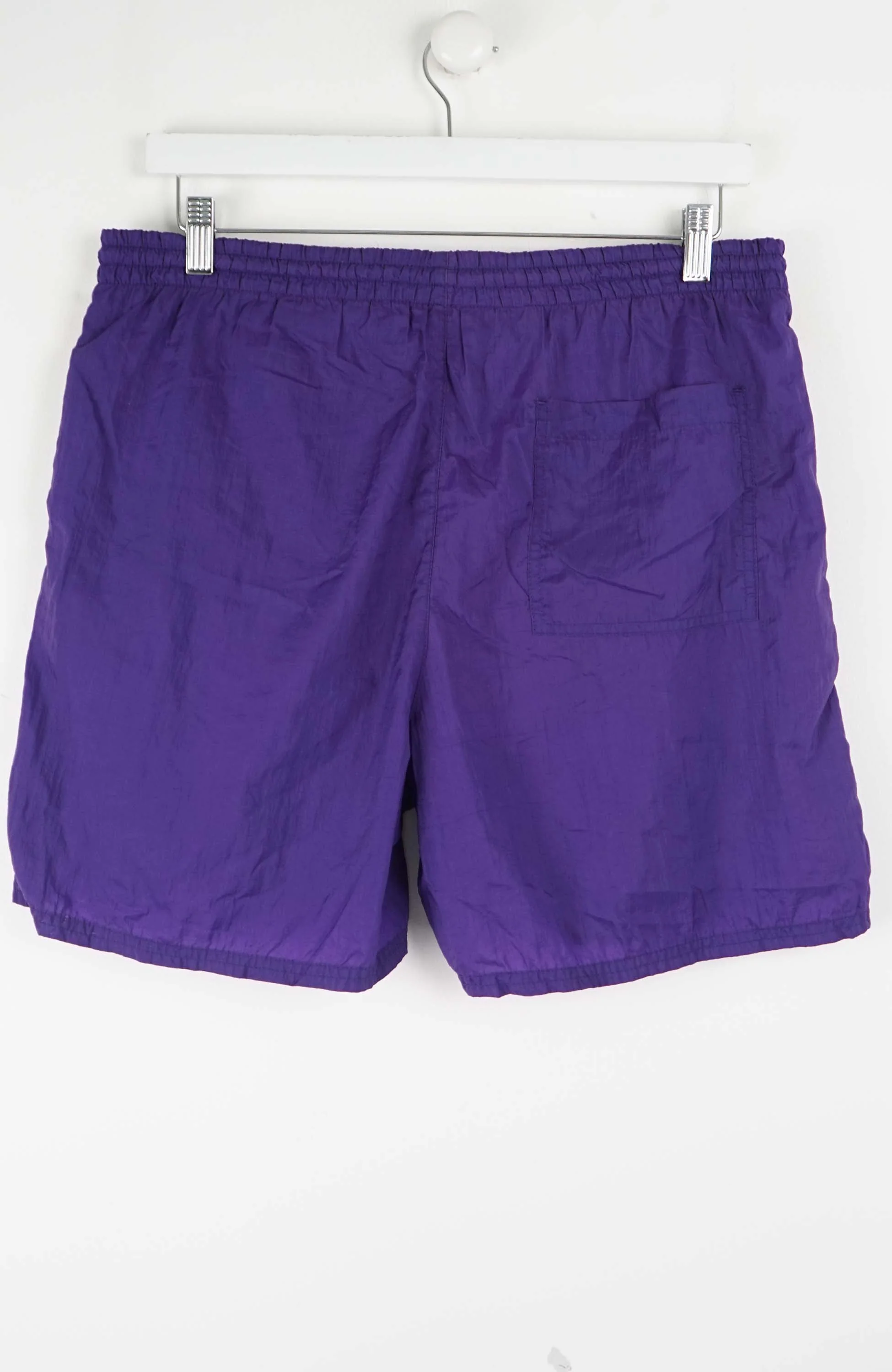 VINTAGE REEBOK SHORTS W33 - Image 3